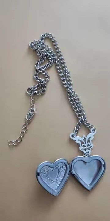 Jewelry Bat Heart Pendant Necklace Size ONE SIZE - 6 Thumbnail