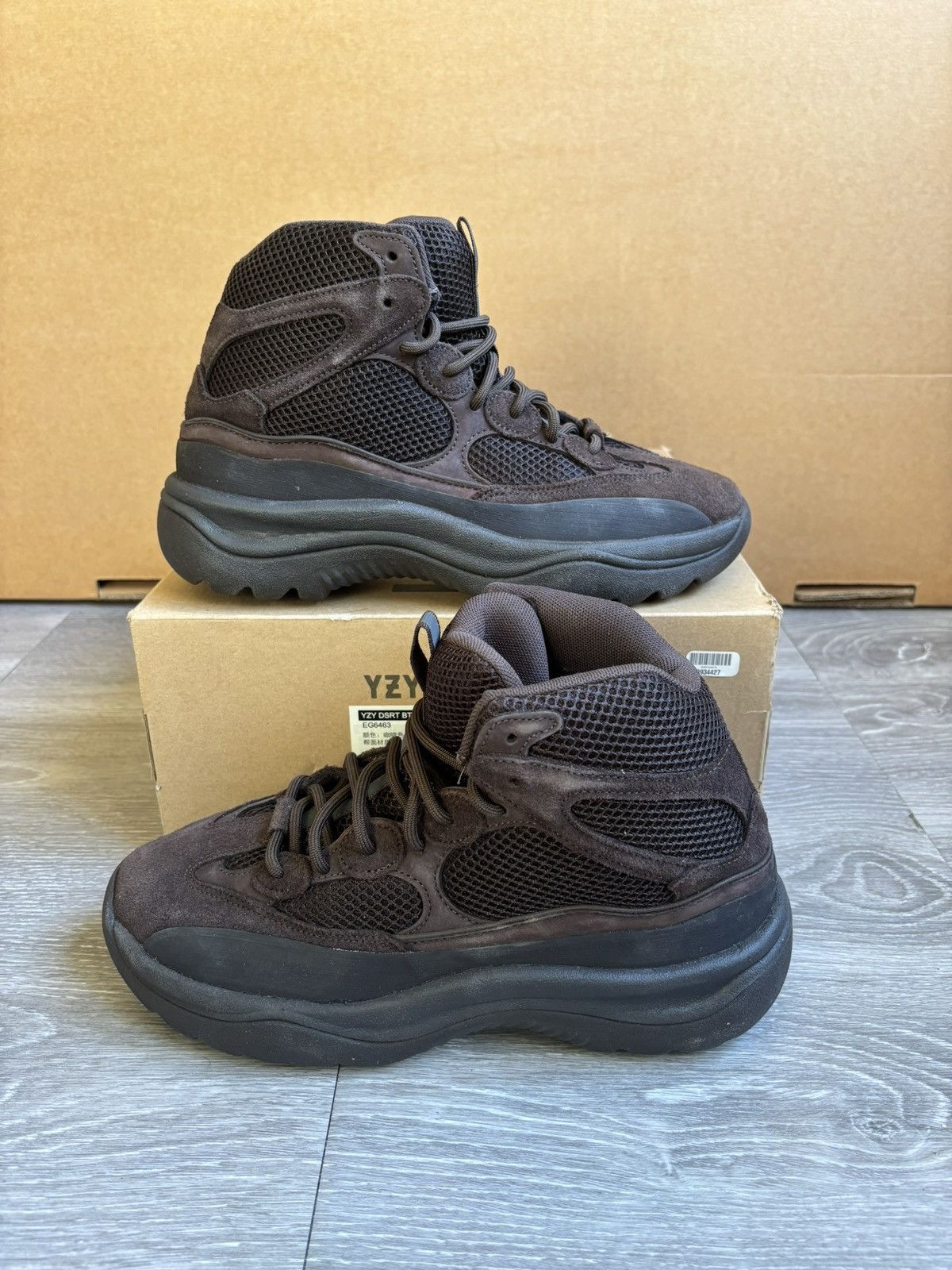 Adidas × Kanye West Adidas Yeezy Boots Dessert Oil Size US 9.5 / EU 42-43 - 2 Thumbnail