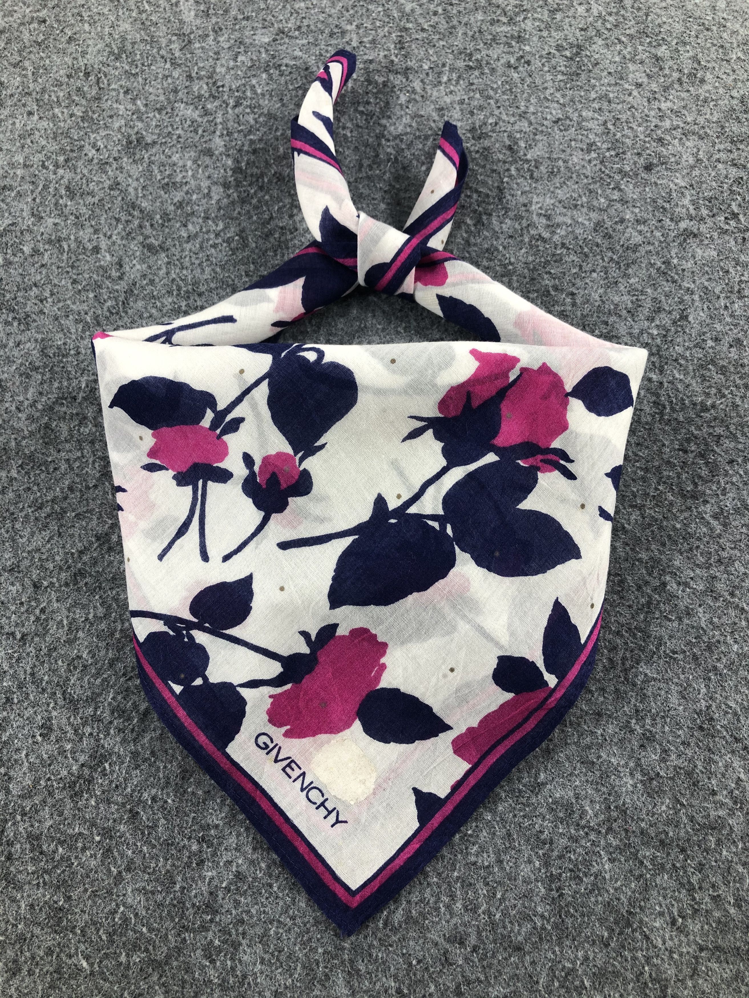 Vintage Givenchy Floral Handkerchief / Bandana / Neckerchief A694 Size ONE SIZE - 1 Thumbnail