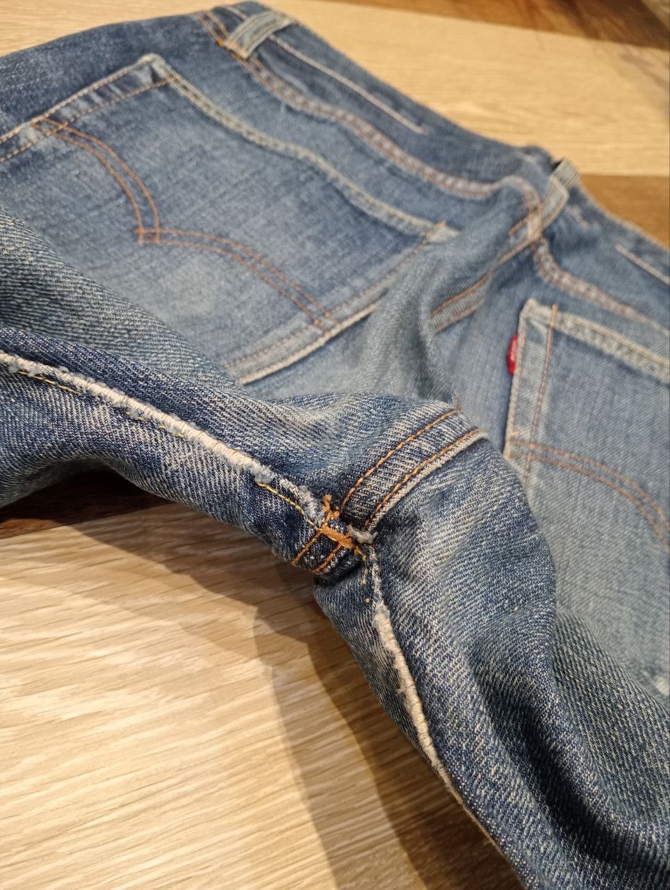 Levi's Vintage Clothing RARE LEVI'S VINTAGE 501 CAPITAL E BLUE SELVEDGE JEANS Size US 30 / EU 46 - 17 Thumbnail