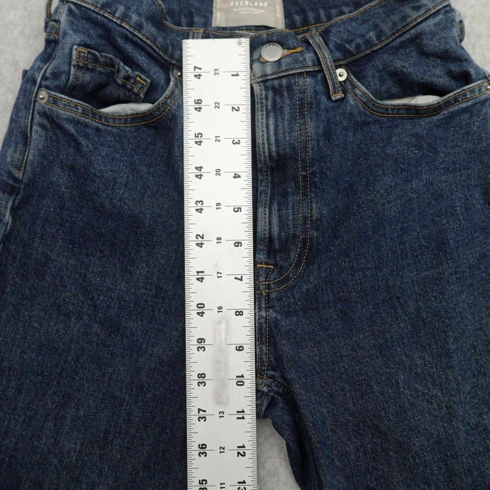 Everlane EVERLANE The Cheeky Jean Jeans Women 24 (24X25) Blue Crop Straight Medium Wash Size 42" / US 20 - 6 Thumbnail