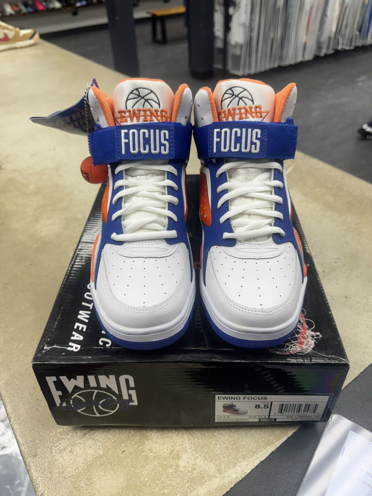 Ewing Athletics Patrick Ewing Focus “NY Knicks” 2012 Size US 8.5 / EU 41-42 - 1 Thumbnail