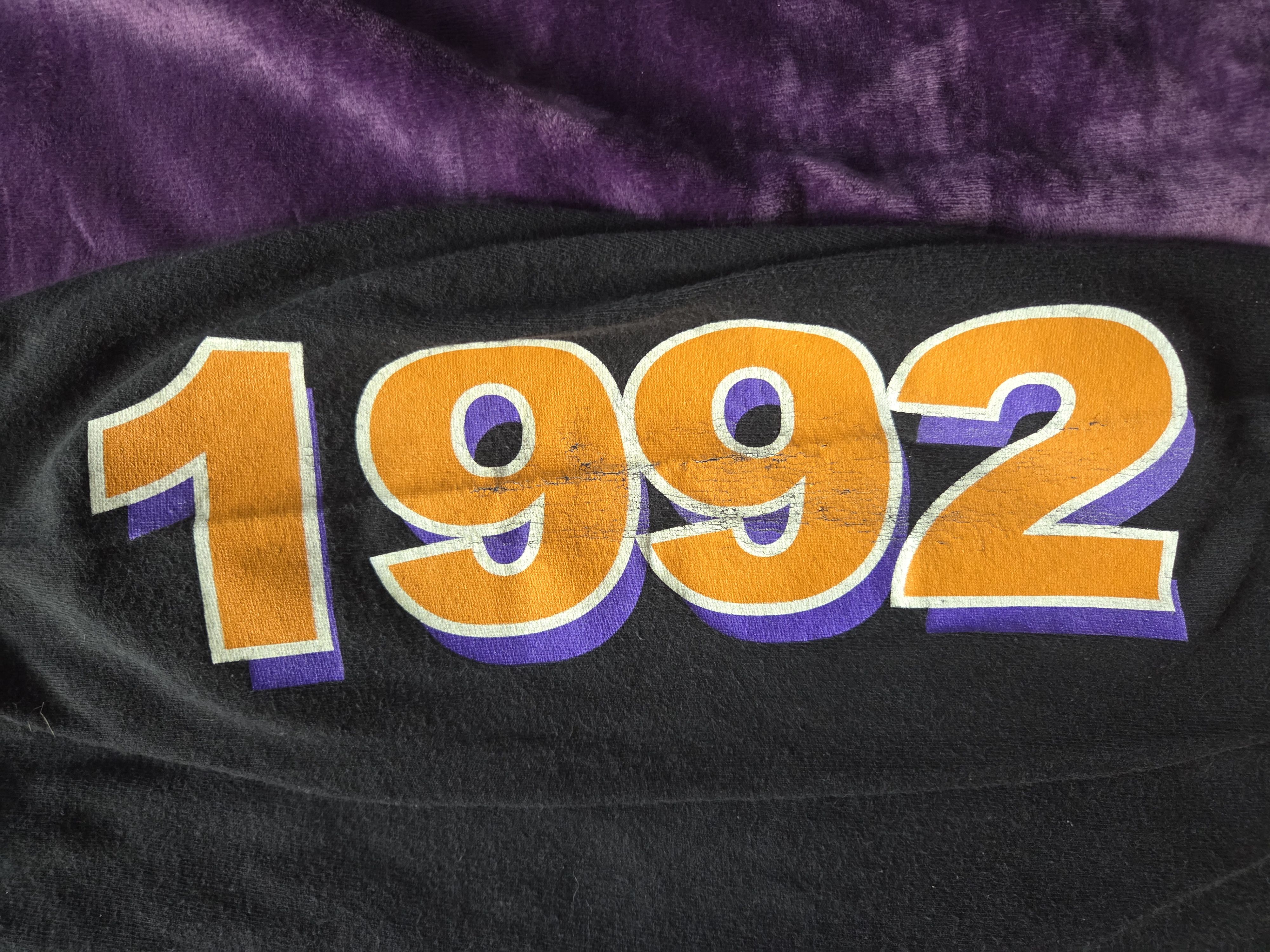 Cross Colours Rare Vintage 1992 Cross Colours x TLC Long Sleeve Shirt Size US L / EU 52-54 / 3 - 5 Thumbnail