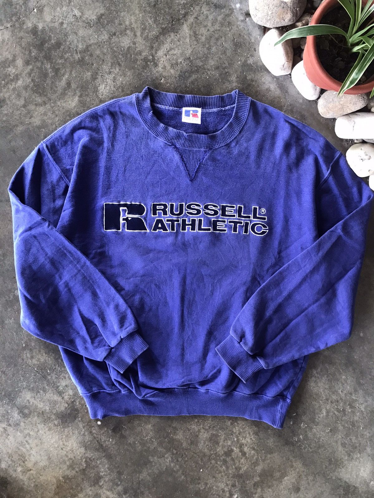 Russell Athletic × Vintage VTG Faded Russell Athletic Purple Spellout Size L / US 10 / IT 46 - 9 Thumbnail