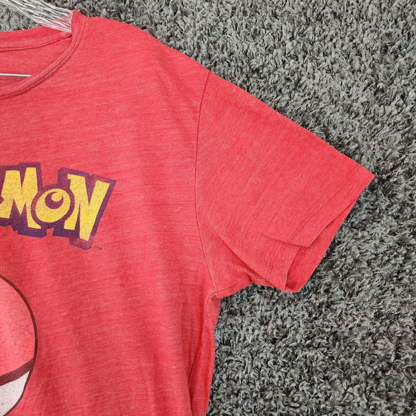 Vintage POKEMON Men's Red Graphic T-Shirt Short Sleeve Size XL Size US 36 / EU 52 - 3 Thumbnail
