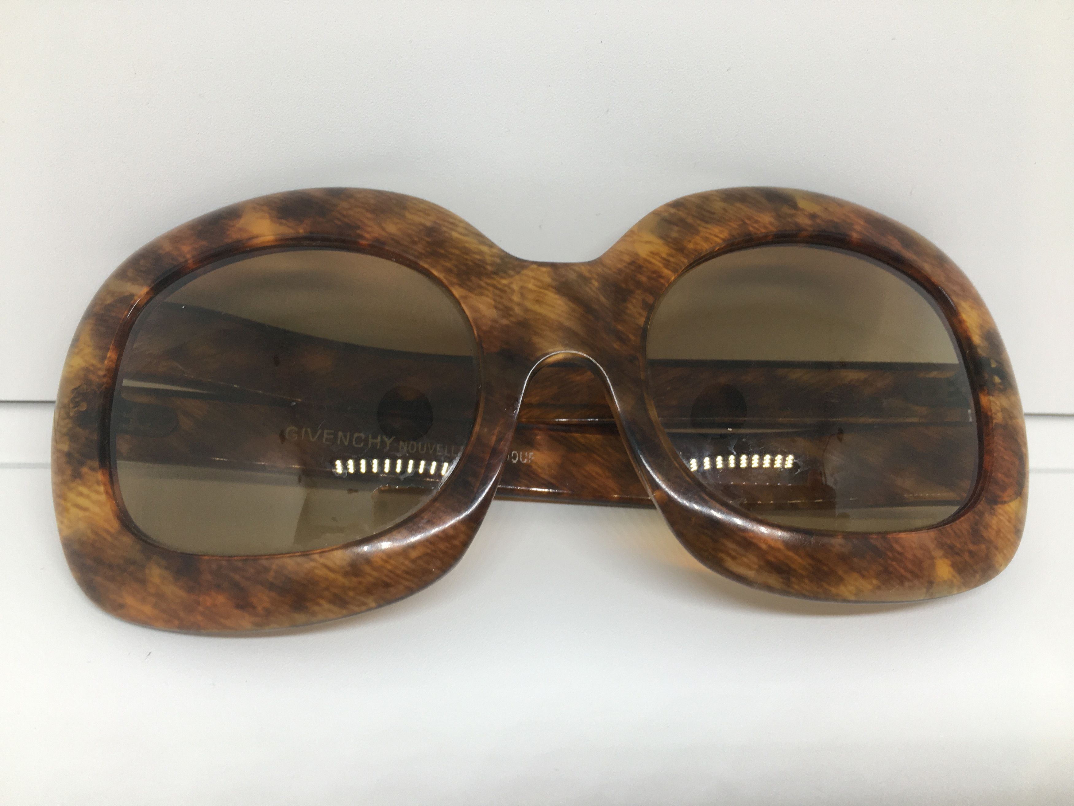 Givenchy GIVENCHY NOUVELLE BOUTIQUE COUTURE LUNETTES DE SOLEIL Size ONE SIZE - 8 Thumbnail