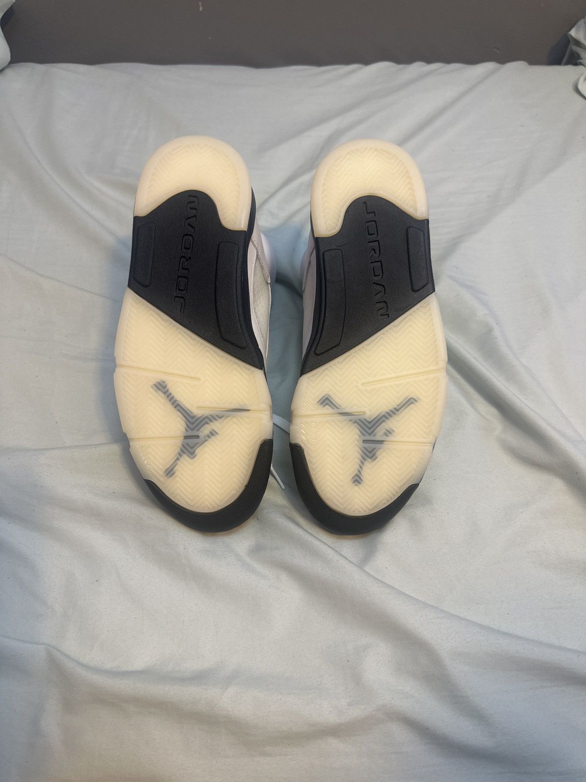 Jordan Brand × Nike Air jordan 5 “White Black”/ “Reverse Metallic” Size US 9 / EU 42 - 5 Thumbnail