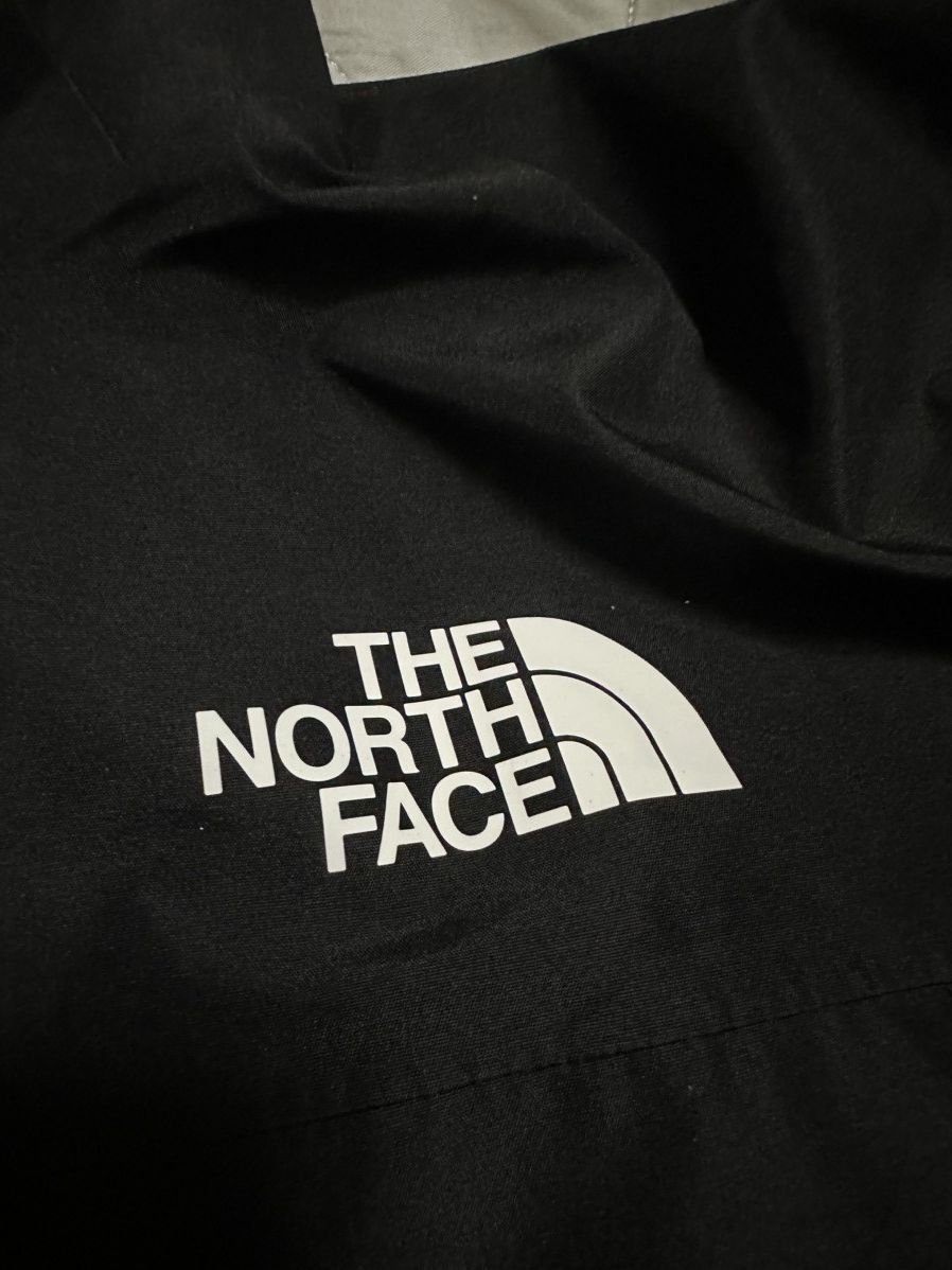 Supreme × The North Face Supreme The North Face Split Taped Seam Shell Jacket Black Size US XL / EU 56 / 4 - 6 Thumbnail