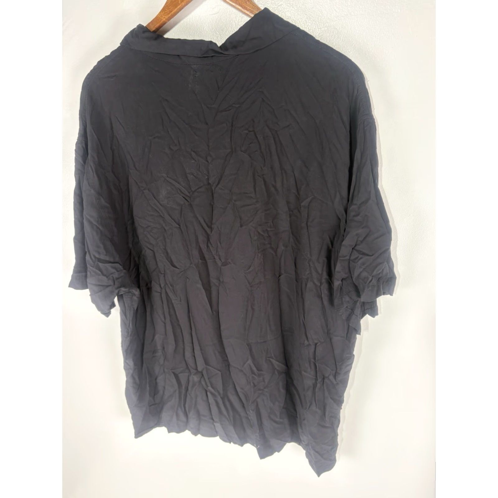 Pacsun VINTAGE Pac Sun Men's Button-Up Shirt Casual Travel Workwear Short Sleeve 100% Recycled Rayon XL Black Size US XL / EU 56 / 4 - 4 Thumbnail