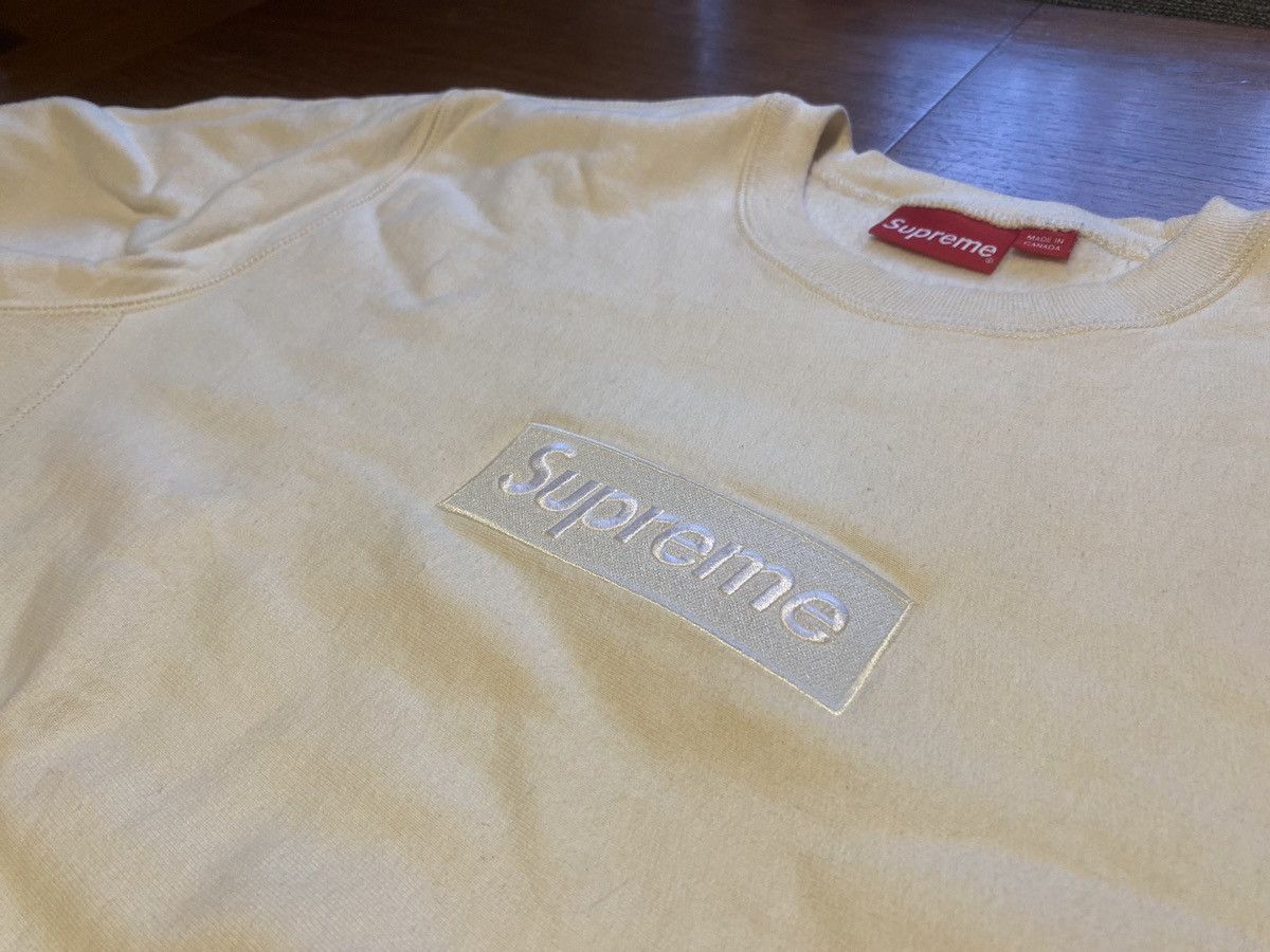 Natural box logo crewneck best sale