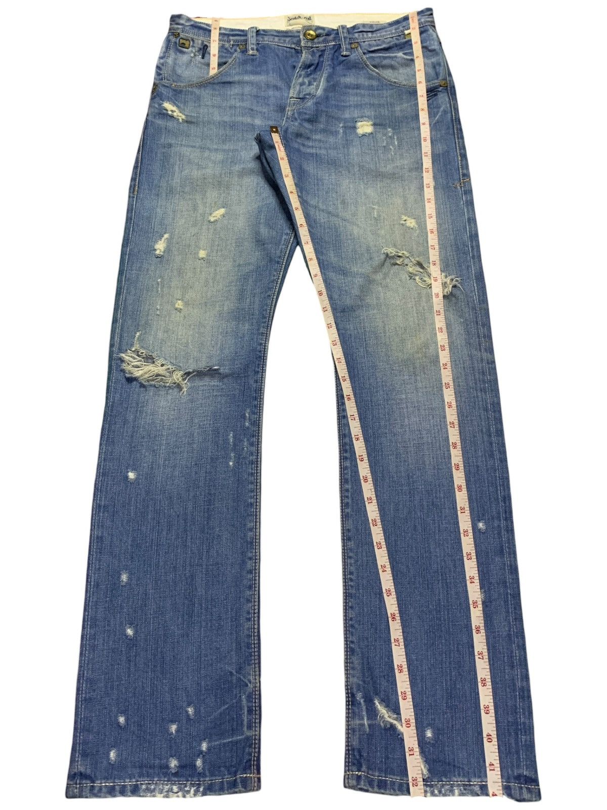 Japanese Brand Vintage Japanese Brand Faded Wash Buckle Back Jeans Size US 33 - 12 Thumbnail
