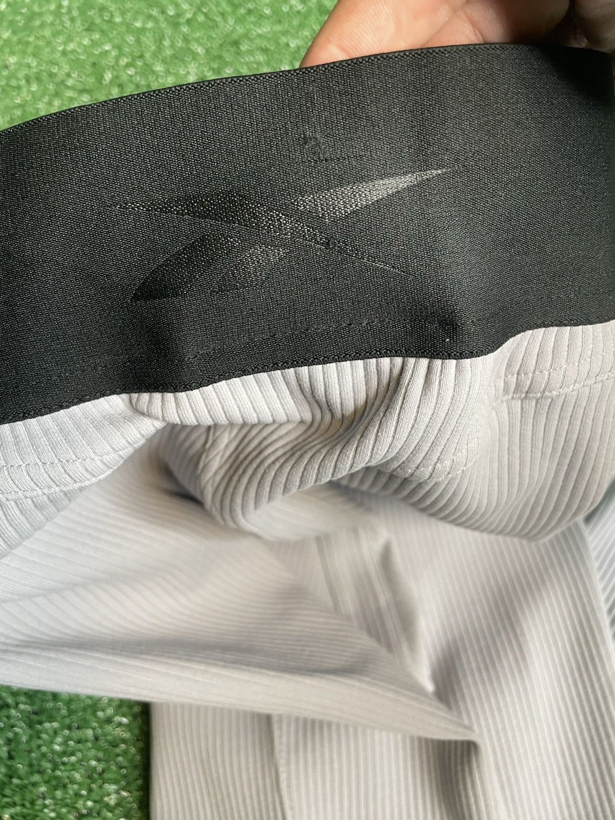 Reebok Reebok x Cardi B Rib Tights “Grey” Size 28" / US 6 / IT 42 - 4 Thumbnail