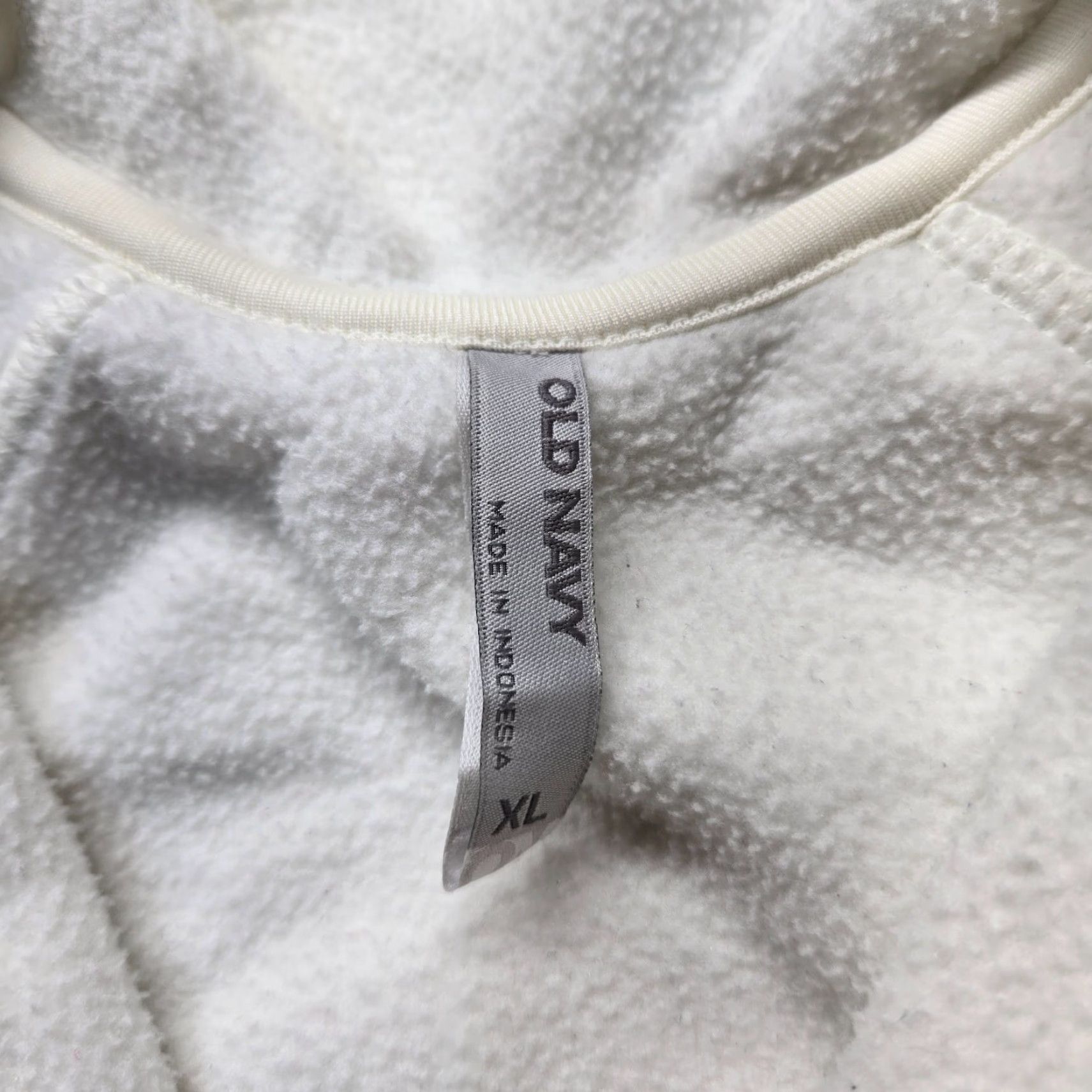 Old Navy Old Navy White Pullover Sweatshirt Adult XL 1/4 Zip Fleece Size XL Women Women’s White 2000s Vintage? Size XL / US 12-14 / IT 48-50 - 3 Thumbnail