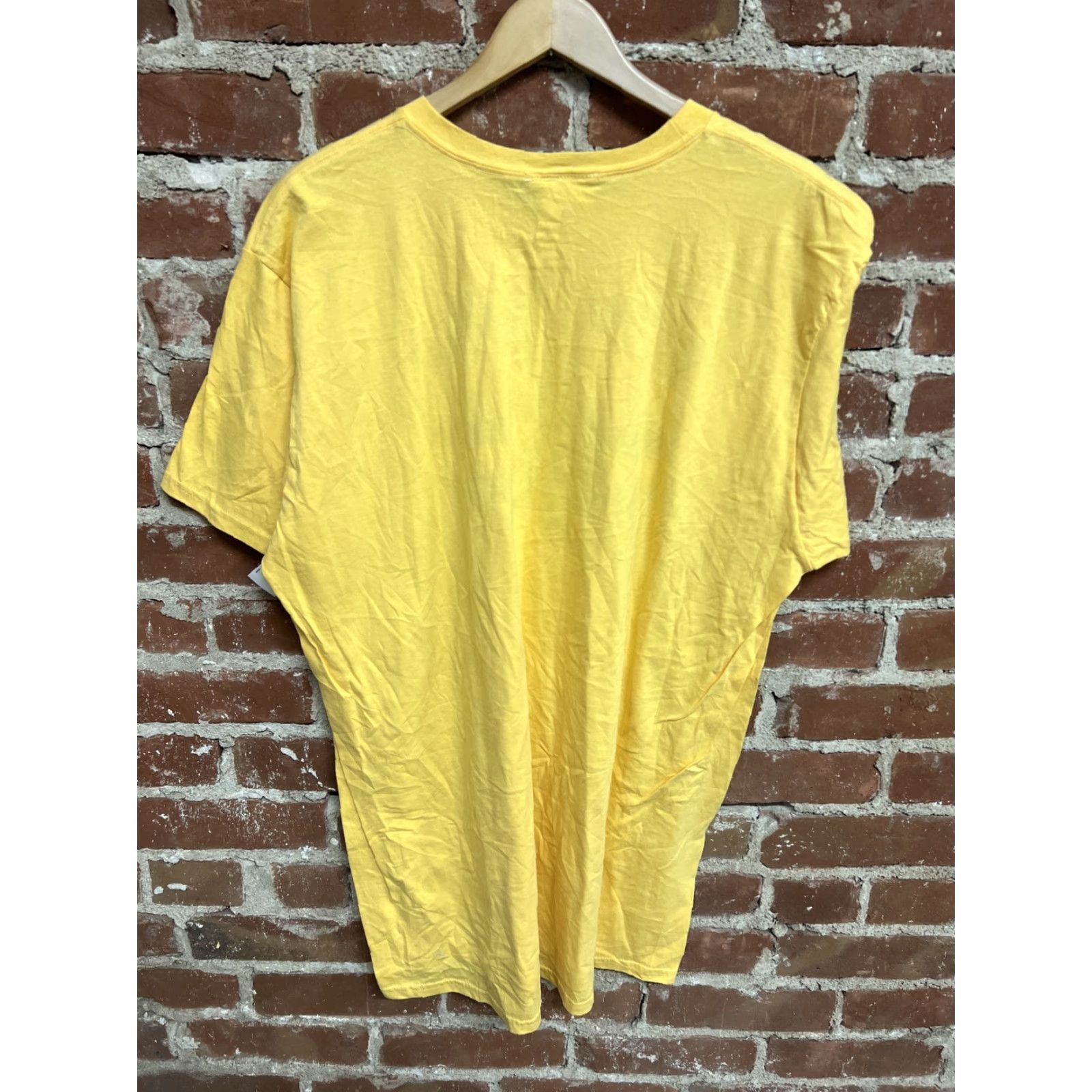 Disney VINTAGE Disneyland Resorts Shirt Mens 2XL Yellow NWT Disney T-Shirt Short Sleeve Retro Moviess TVs Size US XXL / EU 58 / 5 - 3 Thumbnail