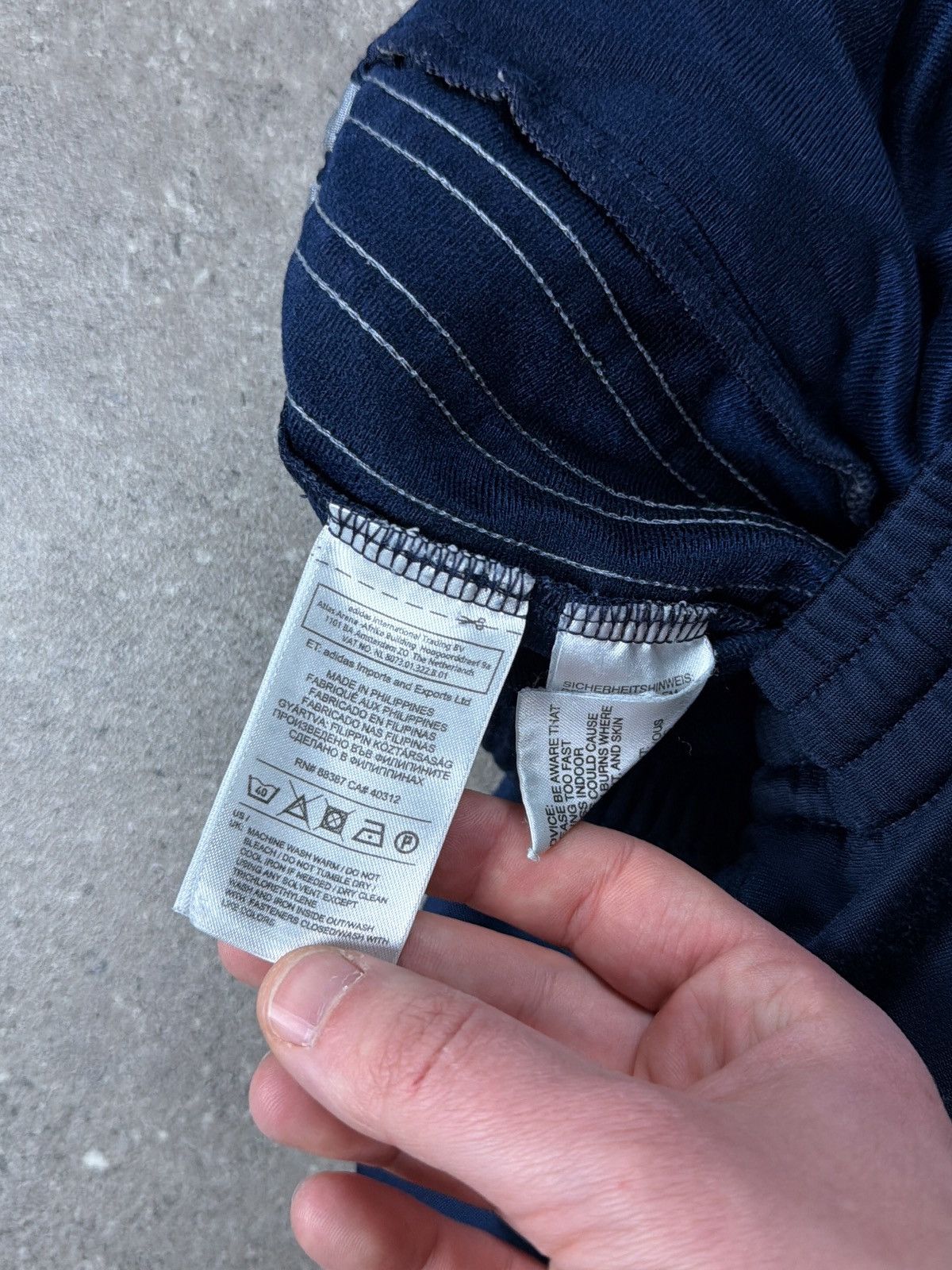 Adidas vintage adidas track pants Size US 32 / EU 48 - 5 Thumbnail
