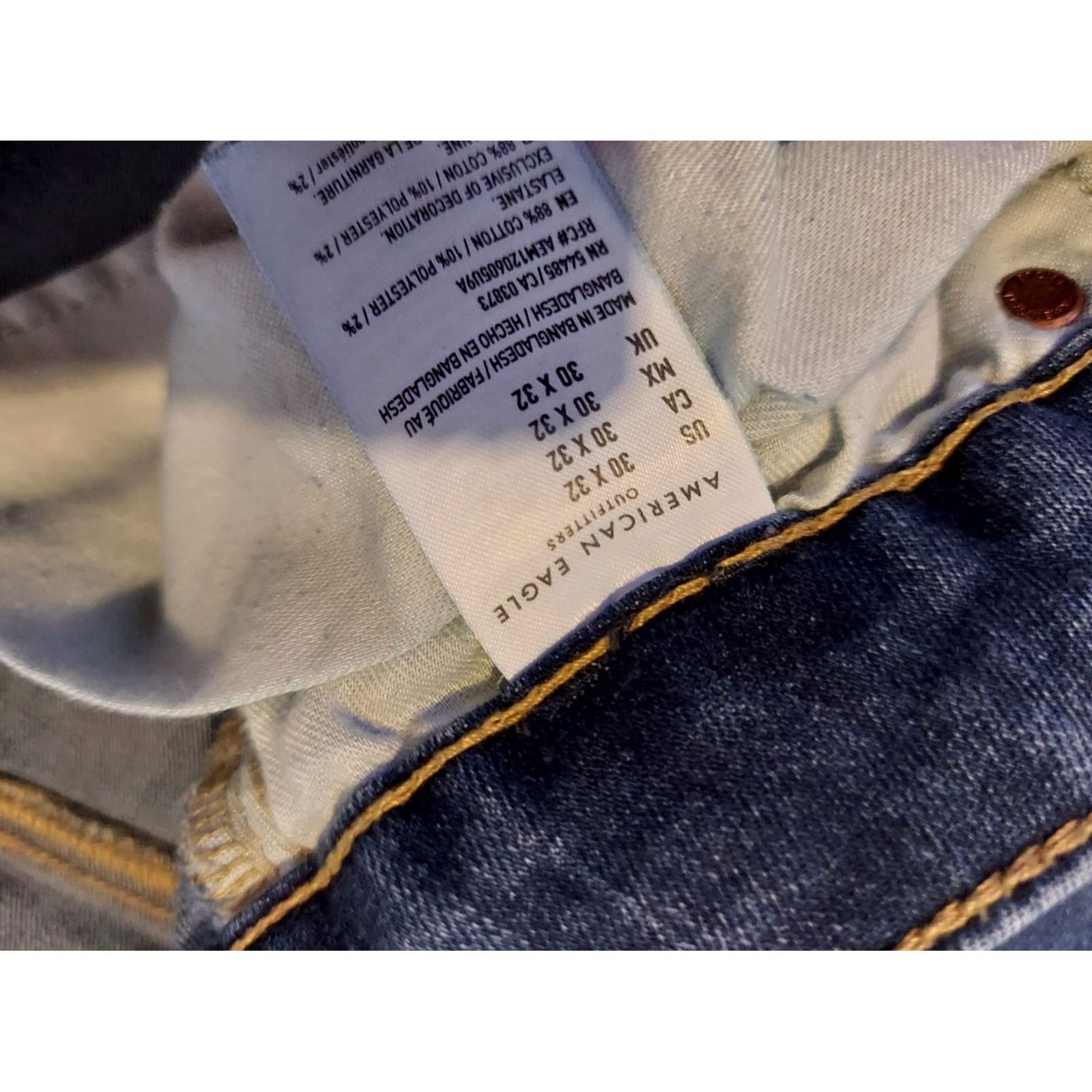 American Eagle Outfitters VINTAGE American Eagle Outfitters Jeans 30x32 Straight Classic Denim Jeans Men Blue 30 32 Regular Waist Inseam 30 32 Mens Straight Jeans Size US 30 / EU 46 - 6 Thumbnail