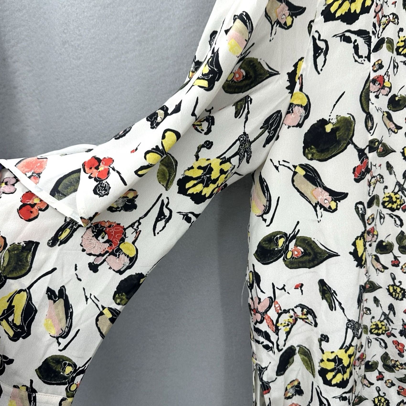 Vintage Grey Jason Wu Blouse Womens S Floral Cold Shoulder Flutter Sleeve Scoop Neck Pullover Casual Business Party/Cocktail Travel White Women Size S / US 4 / IT 40 - 3 Thumbnail