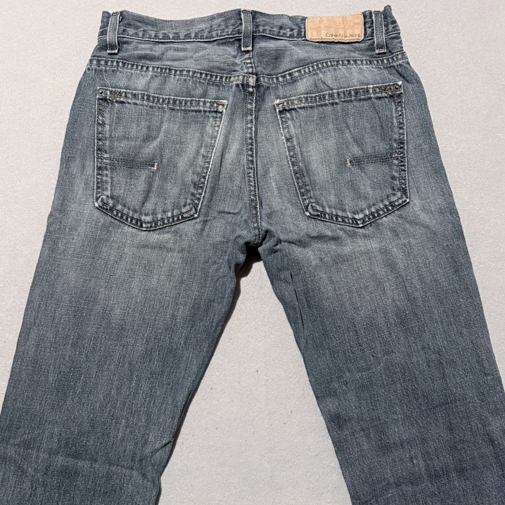 Calvin Klein Calvin Klein Jeans Men Blue Denim Low Rise Classic Straight Zip Fly 30 Jeans Size US 30 / EU 46 - 4 Thumbnail
