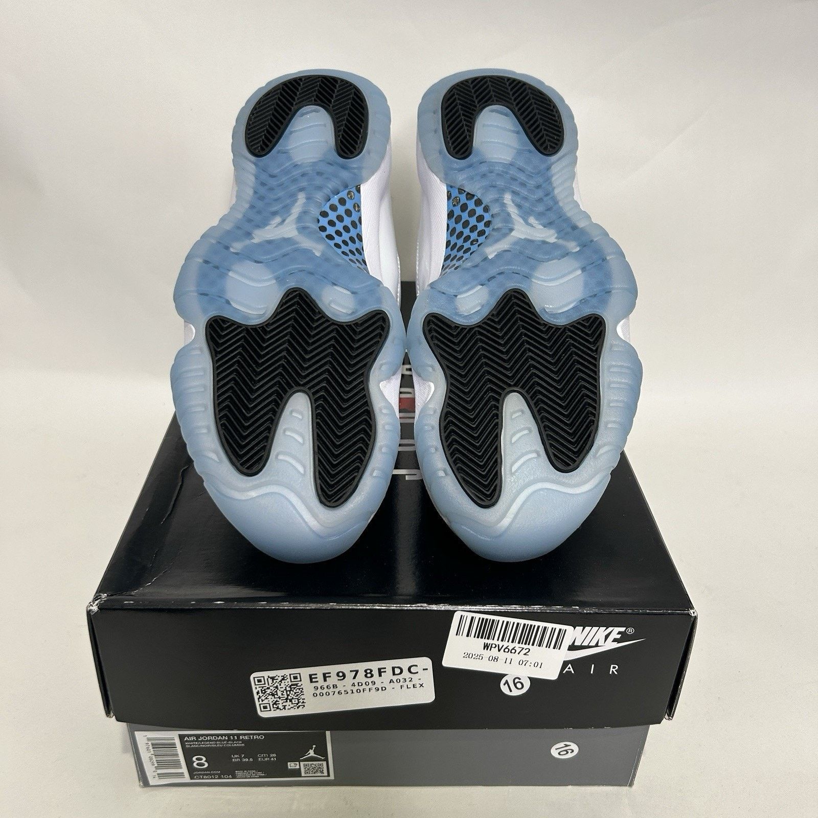 Jordan Brand Nike Air Jordan 11 Retro OG “Legend Blue/Columbia” Size US 8 / EU 41 - 5 Thumbnail
