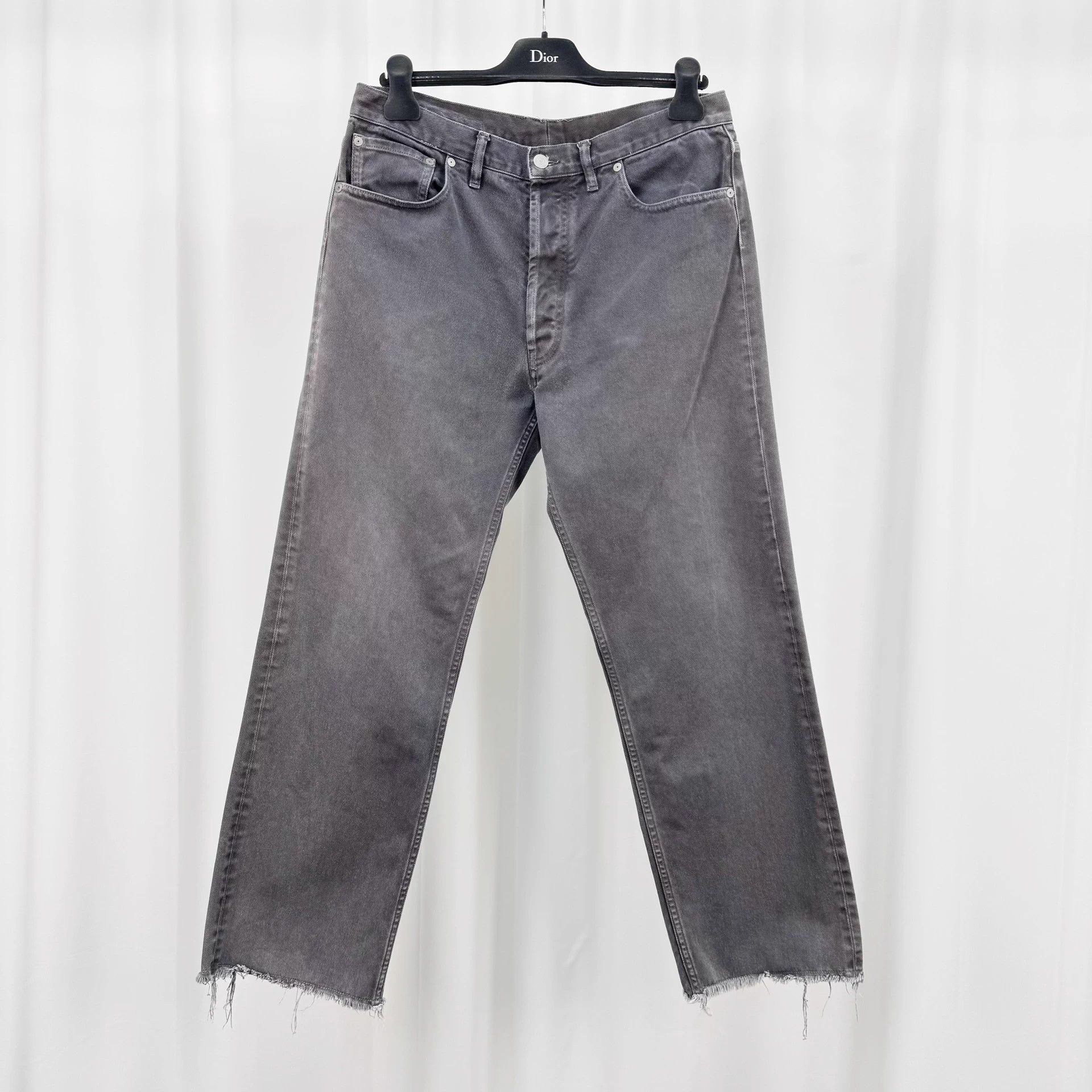 Maison Margiela Maison Margiela Smoke Gray Washed Denim Jeans W32 99 New Size US 32 / EU 48 - 1 Thumbnail
