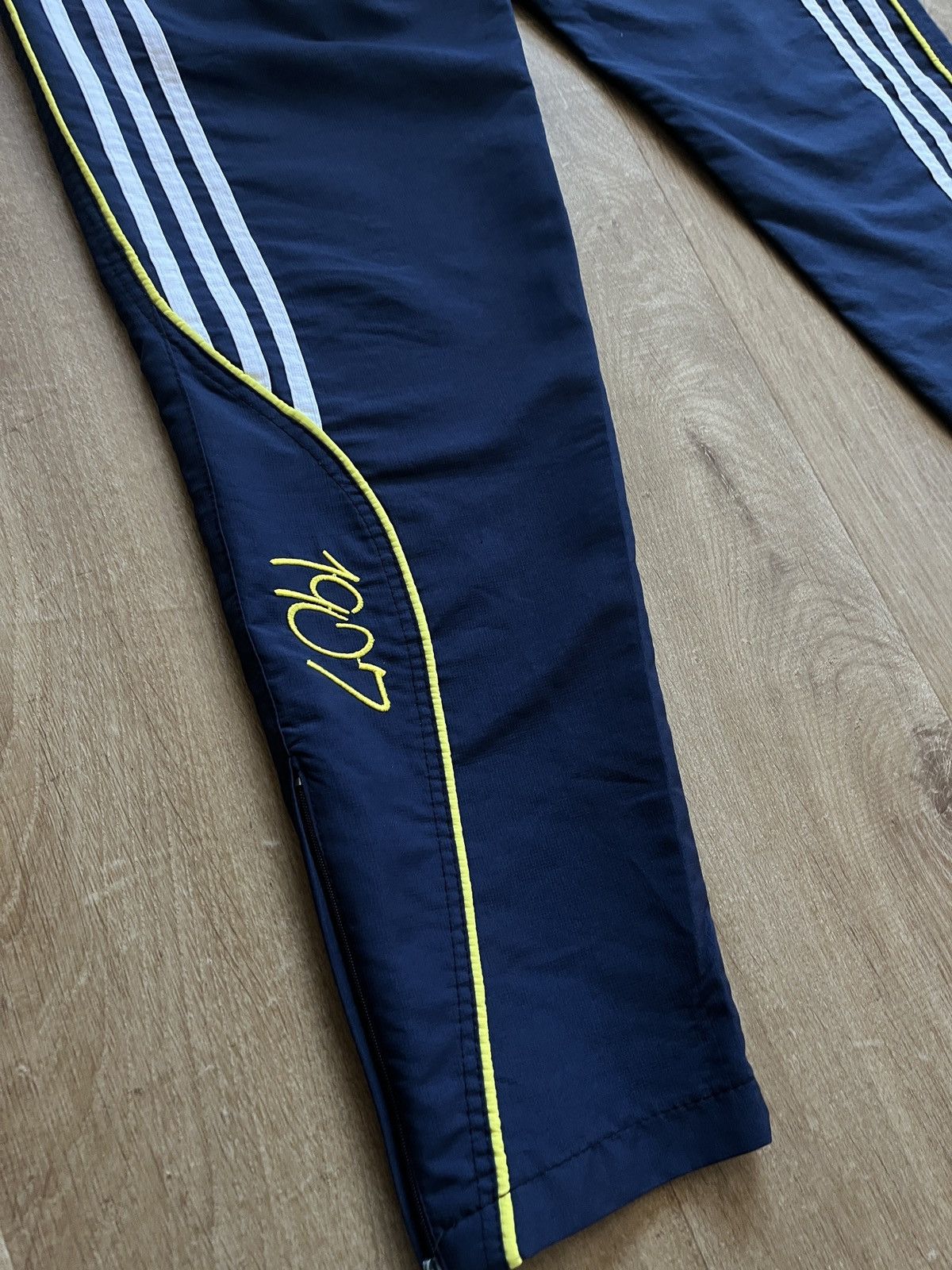 Adidas FENERBAHCE ADIDAS NYLON FIFA AWAY JERSEY 90s 80s Size US 30 / EU 46 - 2 Thumbnail