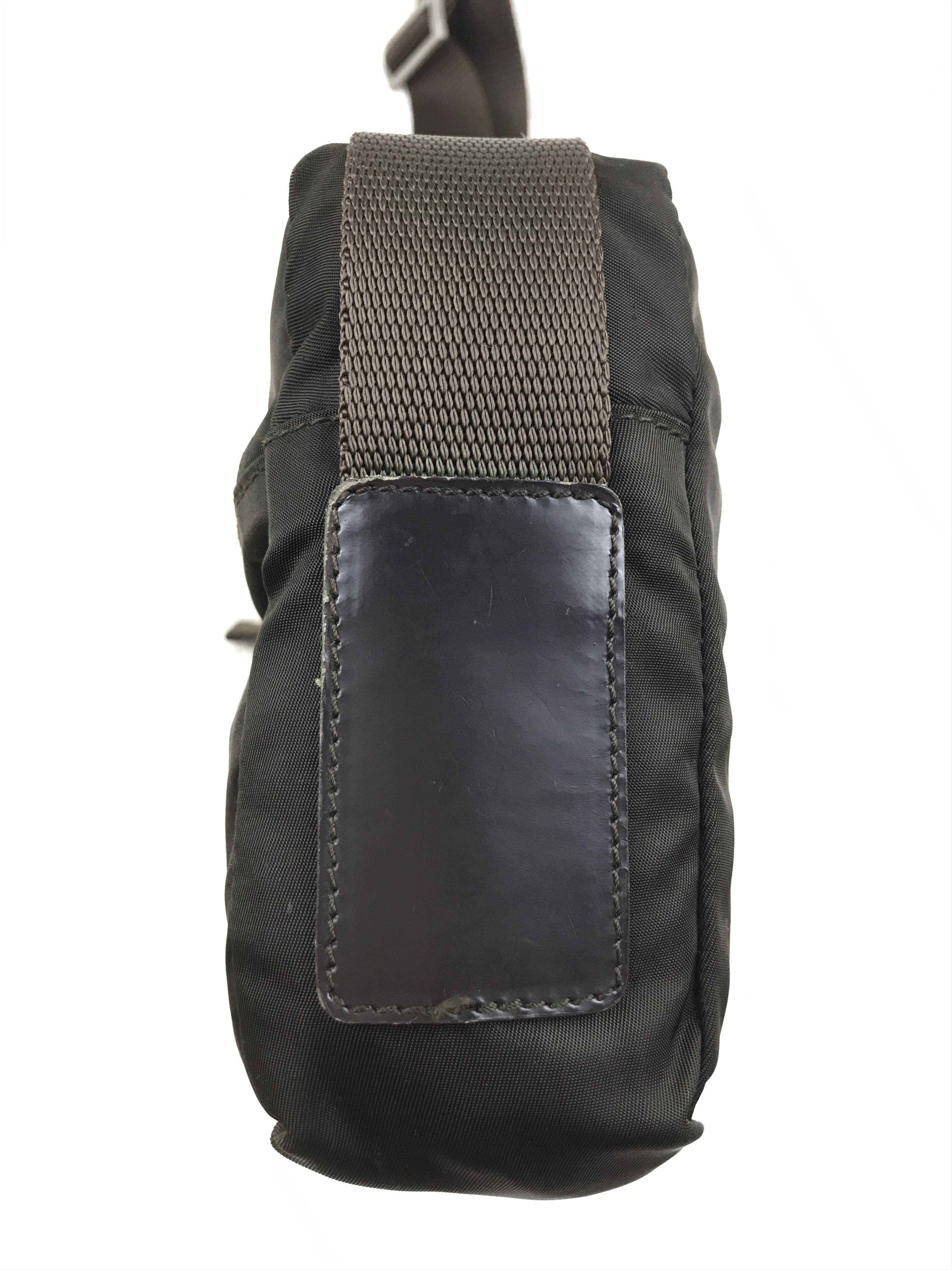 Prada Vintage Prada Nylon Crossbody Size ONE SIZE - 5 Thumbnail