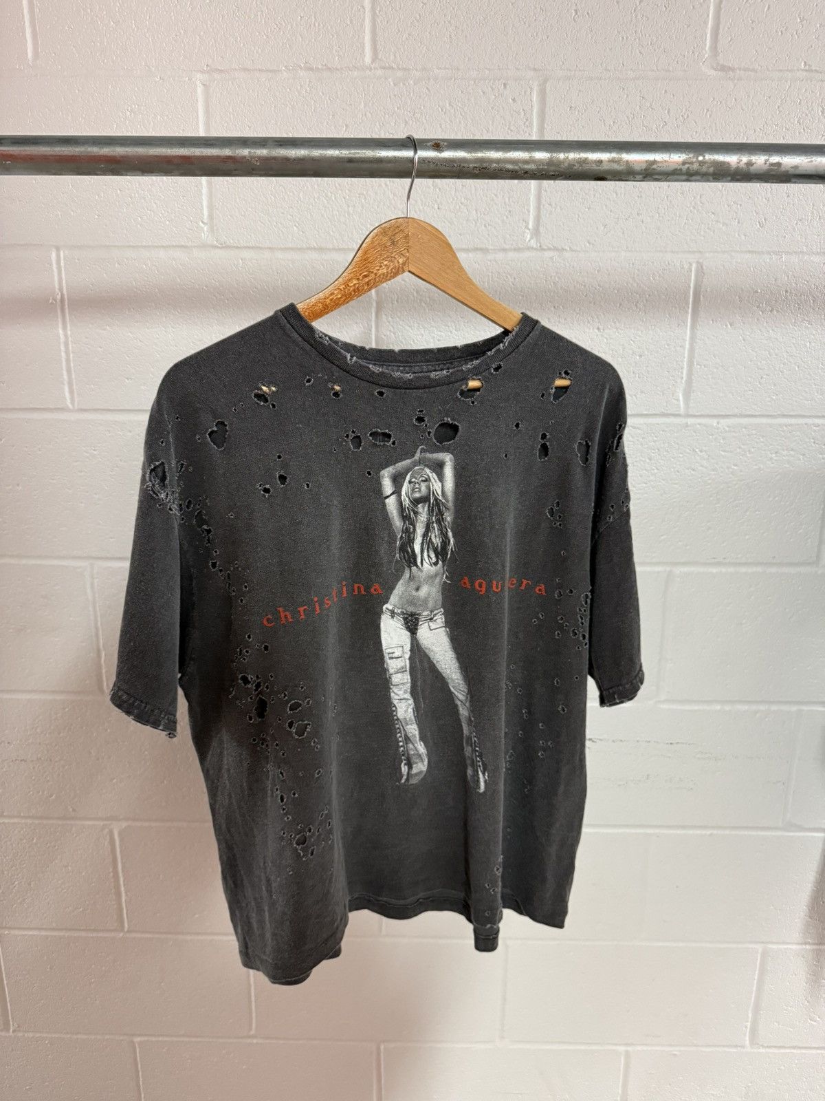 Other cristina aguilera distressed t shirt Size US L / EU 52-54 / 3 - 1 Preview