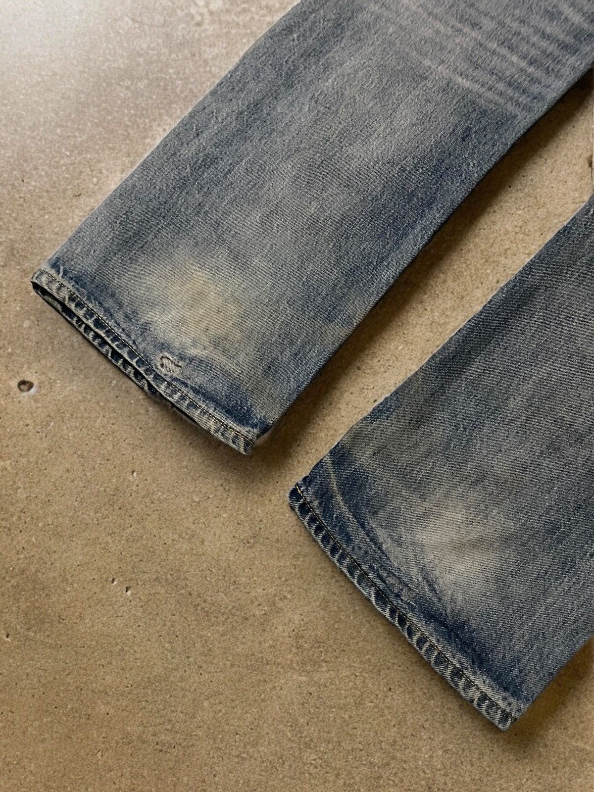 Japanese Brand × Uniqlo Uniqlo Japan Selvedge Dirty Wash Blue Ripped Jeans Denim Size US 38 / EU 54 - 9 Thumbnail