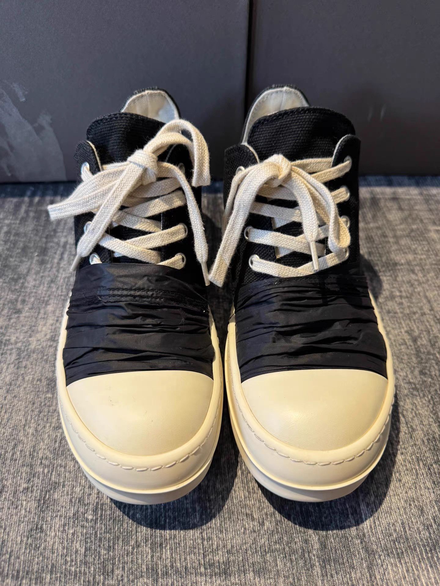 Rick Owens Rick Owens Black Silk Lace Low-Top Big Converse Size US 7 / IT 37 - 3 Thumbnail