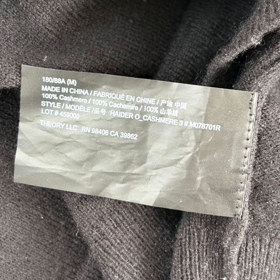 Theory Theory Haider 100% Cashmere Crew Neck Sweater Black Men M Pullover Knit, Regular Fit, Long Sleeve, Solid, Designer, Preppy, Casual, Dry Clean Only Size US M / EU 48-50 / 2 - 5 Thumbnail