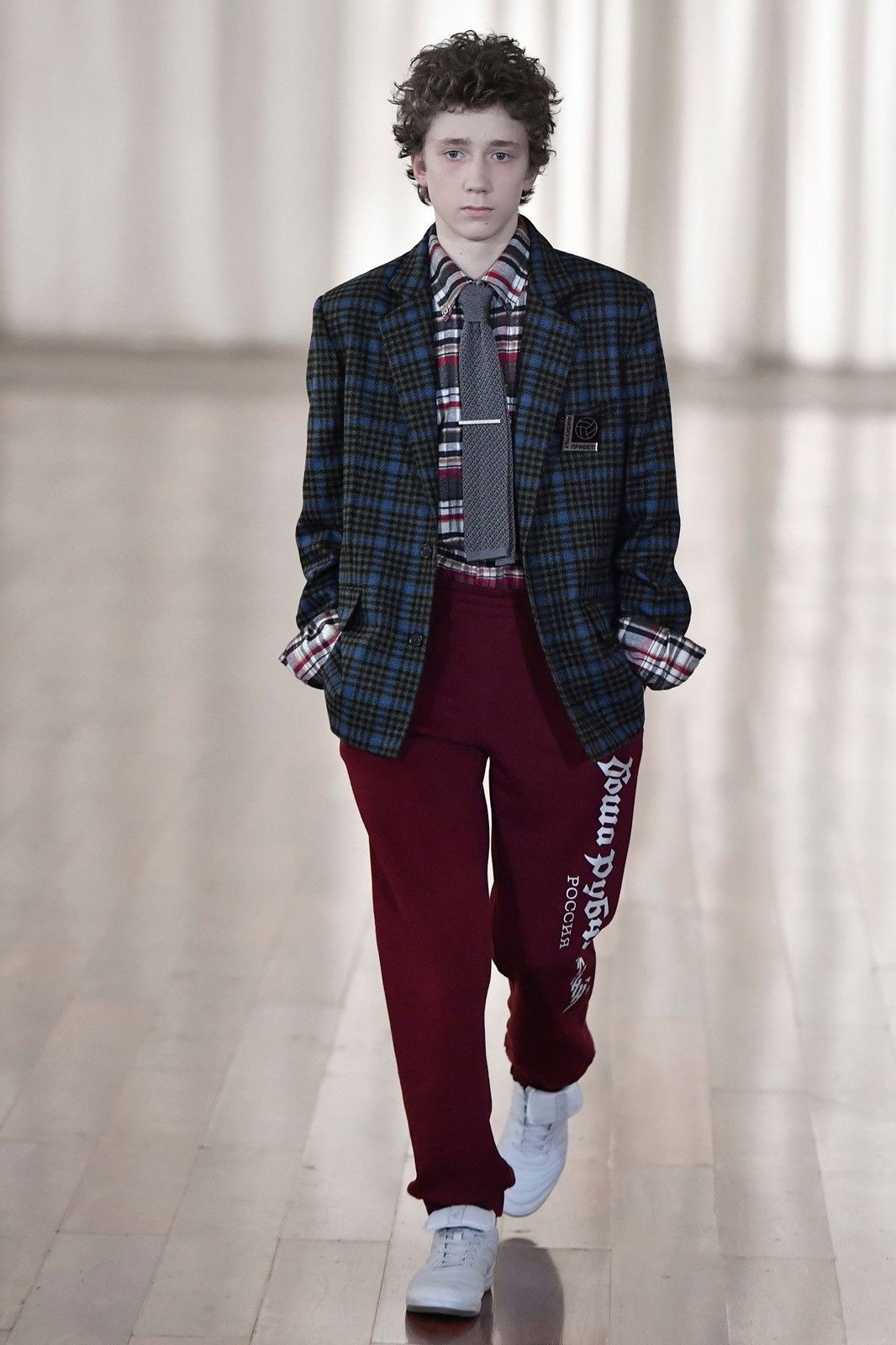 Gosha Rubchinskiy FW2017 Reflective Logo Sweatpants Size US 31 - 2 Thumbnail