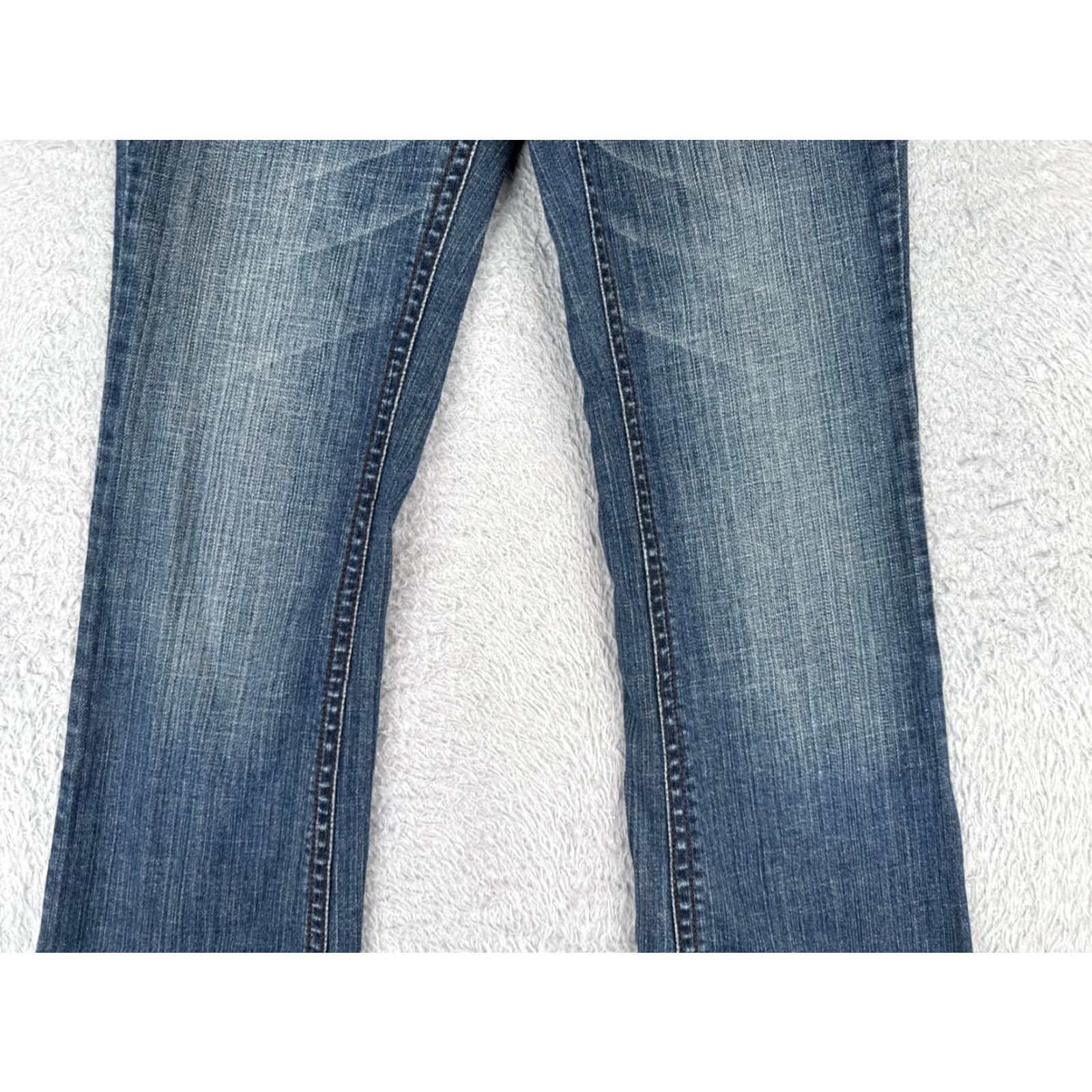 Vintage REFUGE Jeans Womens 5-Pocket Denim Bootcut Low Rise Blue 26x29 Regular 2 Distressed Cotton Blend Jeans Womens USA 2000s/2000s Style Size 26" / US 2 / IT 38 - 3 Thumbnail