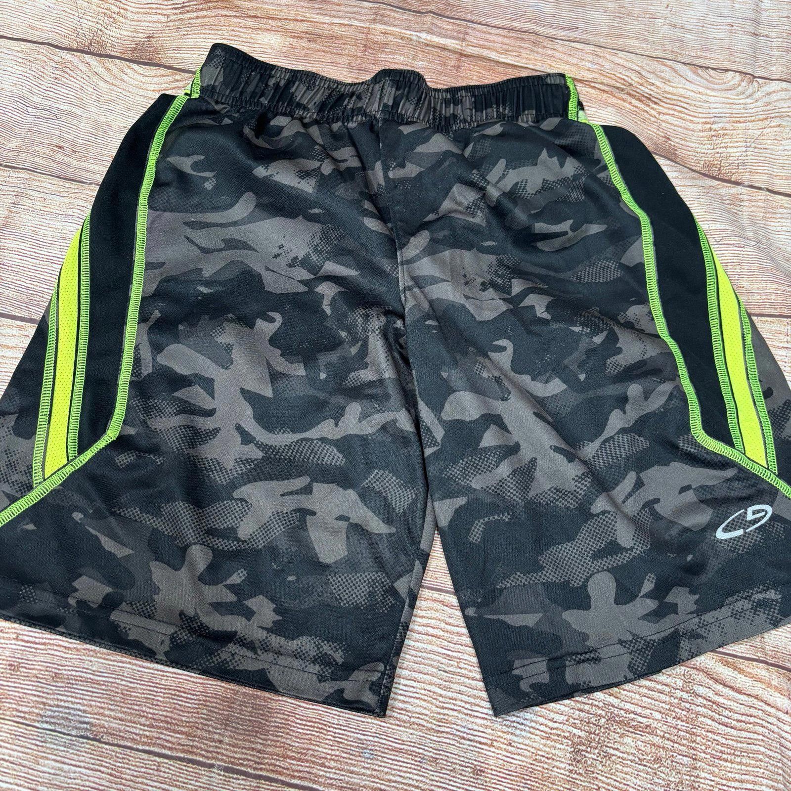 Champion Champion Boys' Camo Athletic Shorts with Neon Accents Medium Size US 26 / EU 42 - 1 Thumbnail