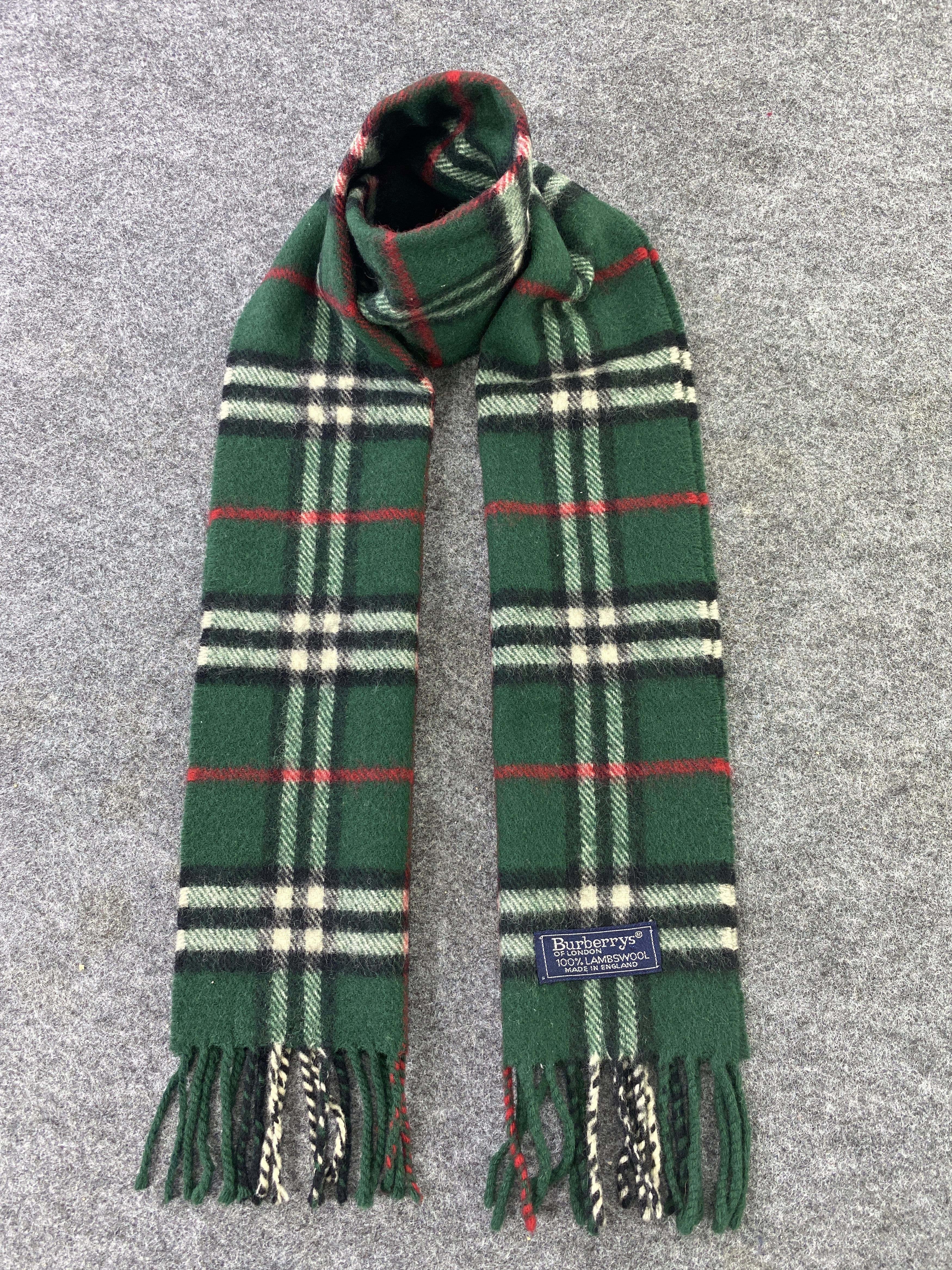 Burberry VINTAGE BURBERRY Scarf / Muffler / Neckwear -T650 Size ONE SIZE - 1 Thumbnail