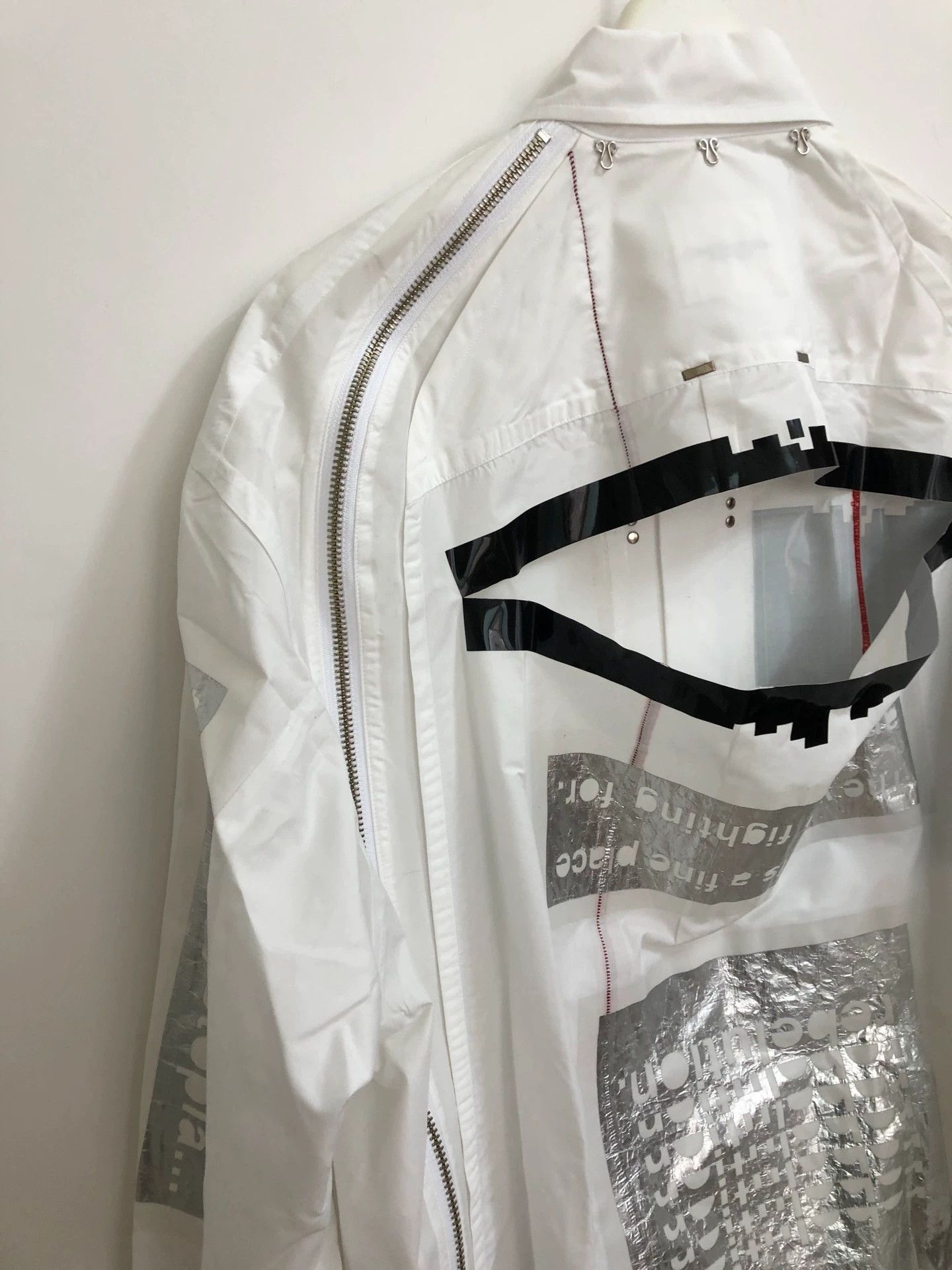 Takahiromiyashita The Soloist. TMTTS lightweight pullover shirt size 44 (O/S) sleeve spot Size US S / EU 44-46 / 1 - 7 Thumbnail