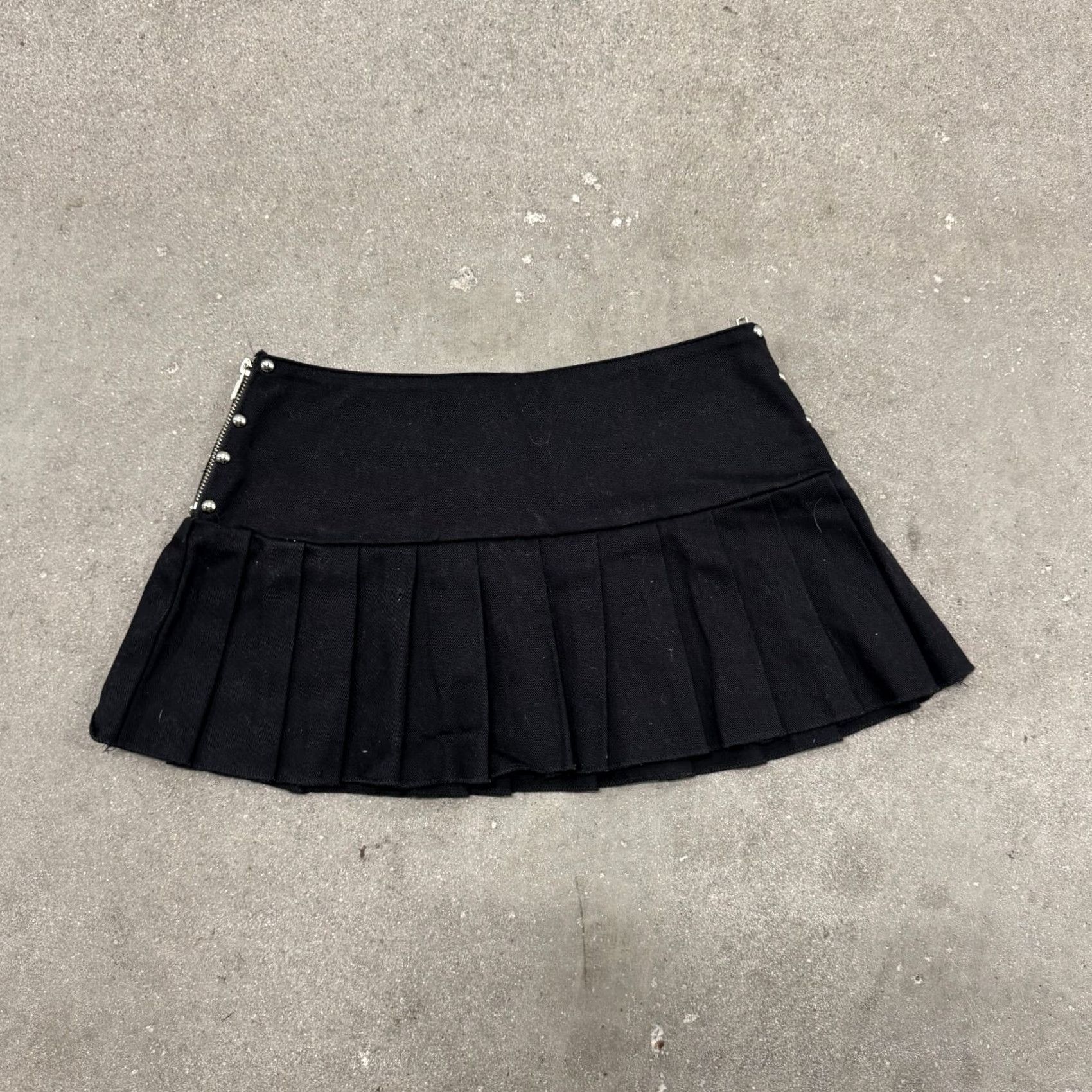 Vintage Switchblade Stiletto Mini Skirt Womens S Black Front Zipper Goth Emo Size 28" / US 6 / IT 42 - 6 Thumbnail