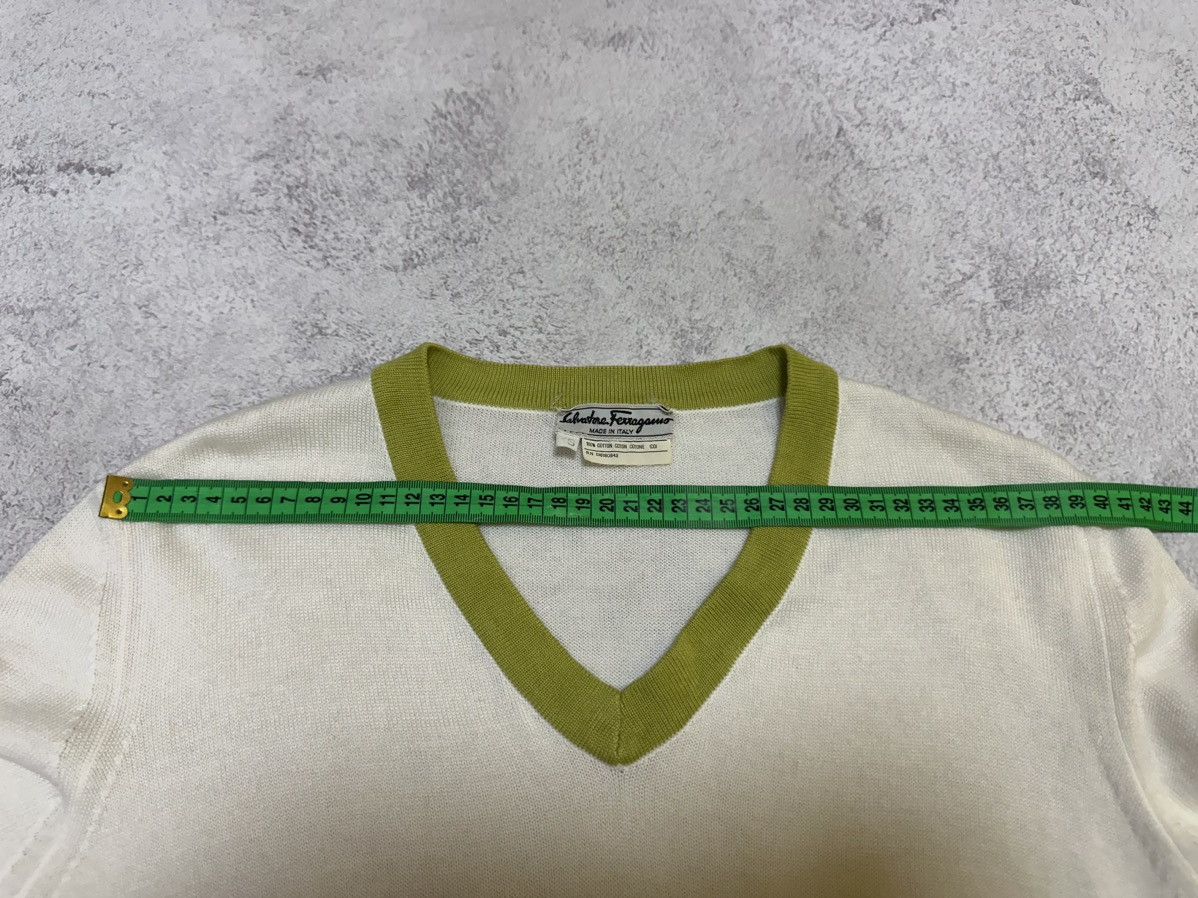 Salvatore Ferragamo T-shirt Short Sleeve Salvatore Ferragamo size XS Italy Size XS / US 0-2 / IT 36-38 - 13 Thumbnail