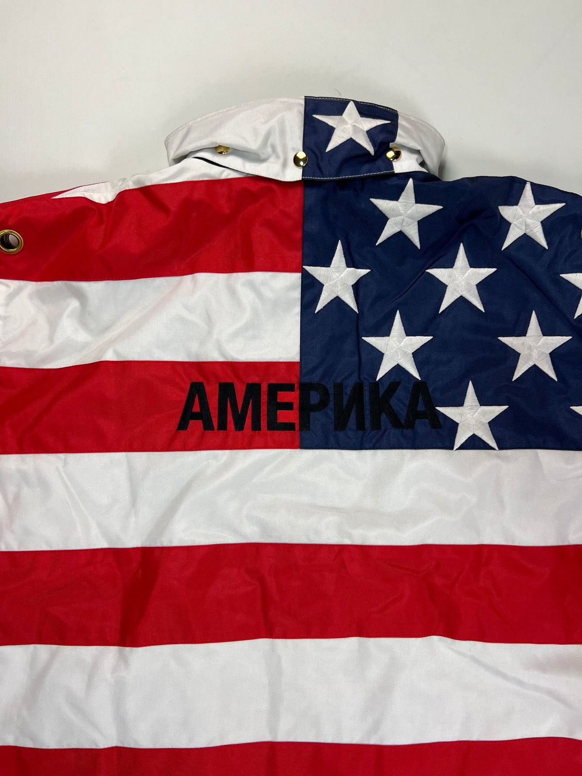 Vetements VETEMENTS SS19 RUNWAY STARS & STRIPES AMERICA PARKA JACKET Size US L / EU 52-54 / 3 - 4 Thumbnail