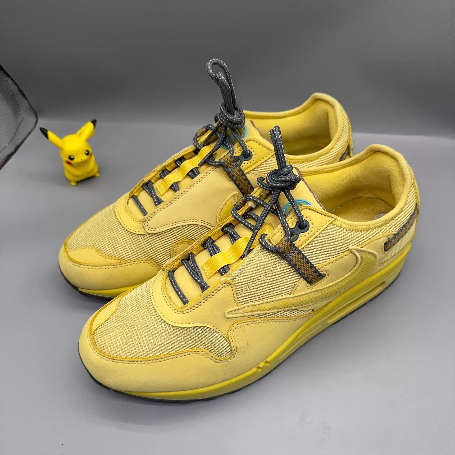 Travis Scott Travis Scott x Nike Air Max 1 Saturn Gold DO9392-700 46 Size US 12 / EU 45 - 1 Thumbnail