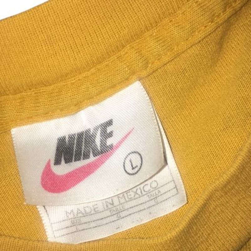 Nike VINTAGE Nike Air Embroidered Center Swoosh Logo Shirt Yellow Size US L / EU 52-54 / 3 - 3 Thumbnail