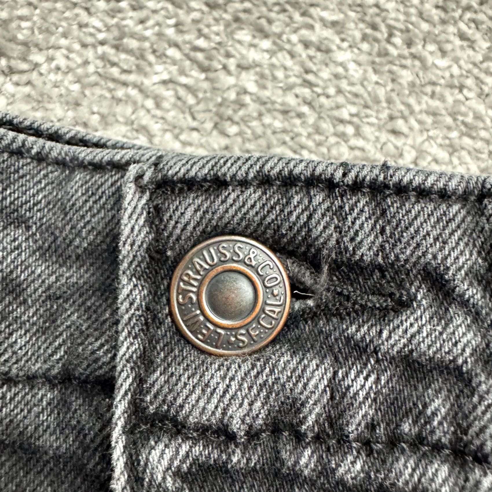 Levi's Levi's High Waisted Taper Denim Mom Jeans Womens 27x27 Washed Black Casual 27 Jeans Womens Levi's Black City Streetwear 90s Womens Size 27" / US 4 / IT 40 - 7 Thumbnail