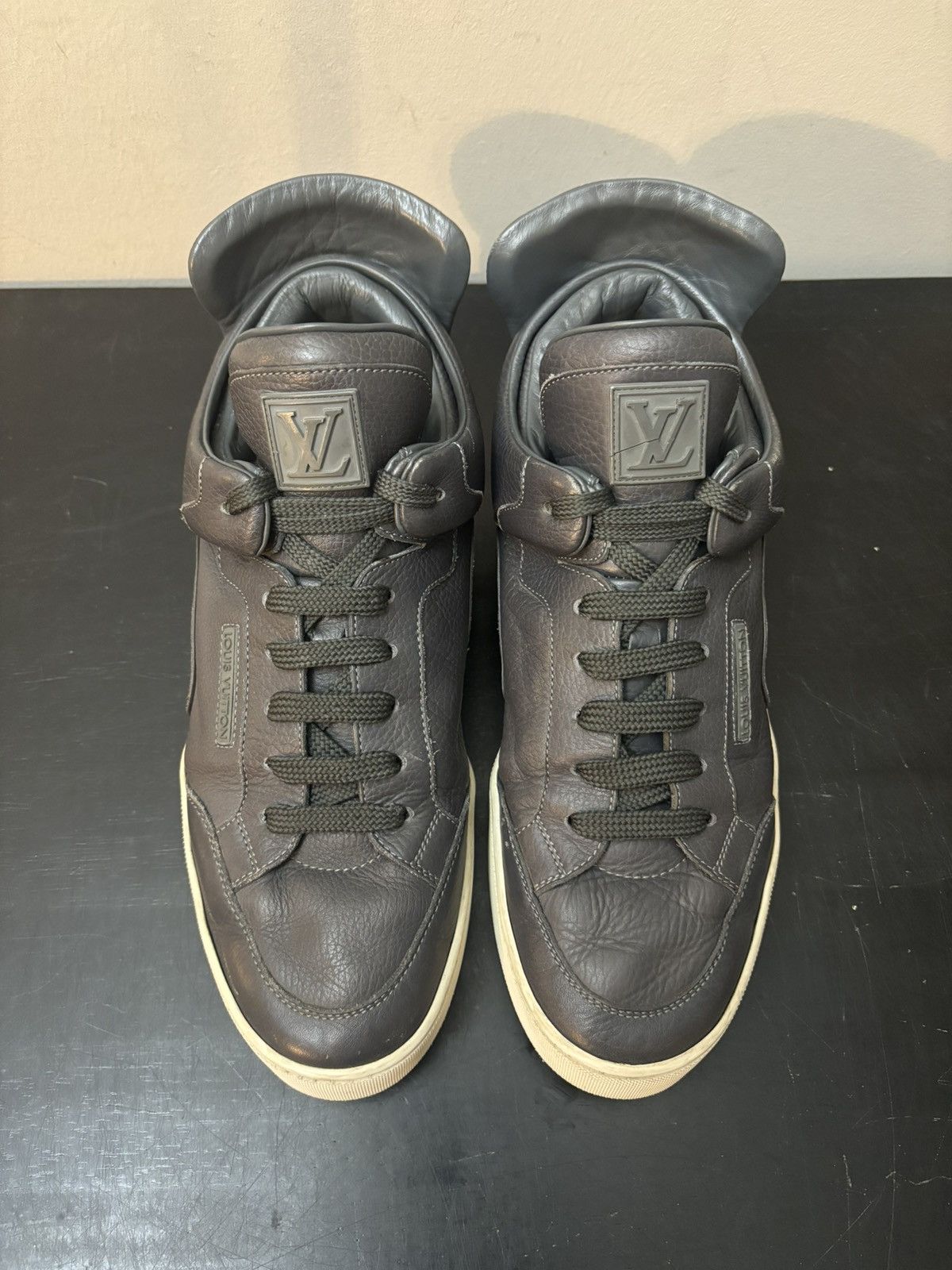 Kanye West × Louis Vuitton Louis Vuitton Kanye West Don Anthracite White Size US 8 / EU 41 - 2 Thumbnail