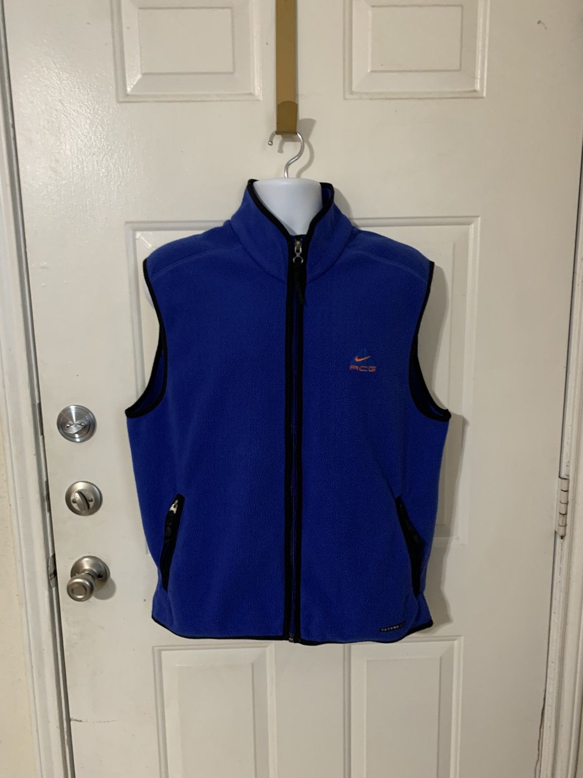Nike ACG Therma Fit Polar Fleece Zippered Vest Size US XL / EU 56 / 4 - 1 Thumbnail