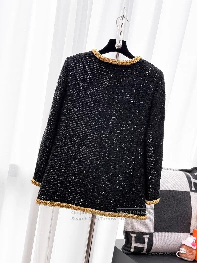Chanel Chanel Sequined gold rolled edge soft tweed long-sleeved j Size XS / US 0-2 / IT 36-38 - 2 Thumbnail