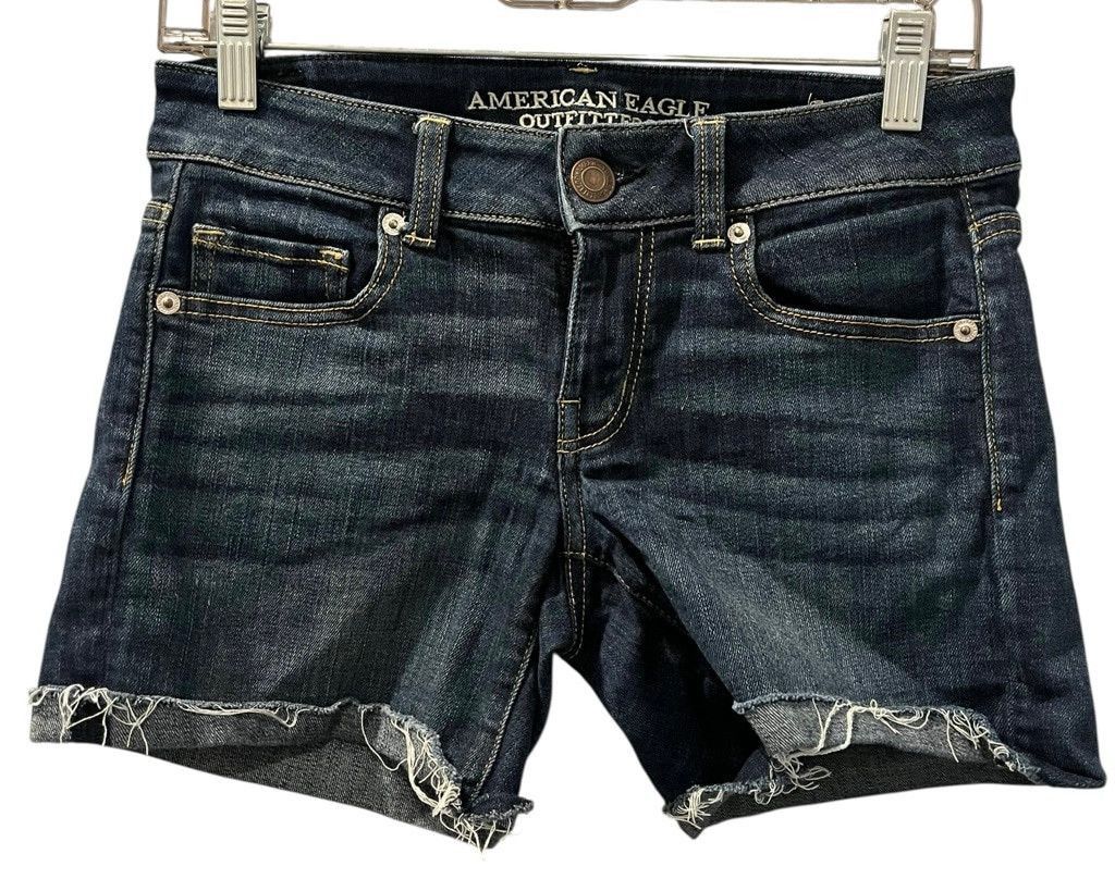 American Eagle Outfitters American Eagle Super Stretch Dark Blue Denim Shorts Size 4 Size 29" - 1 Thumbnail