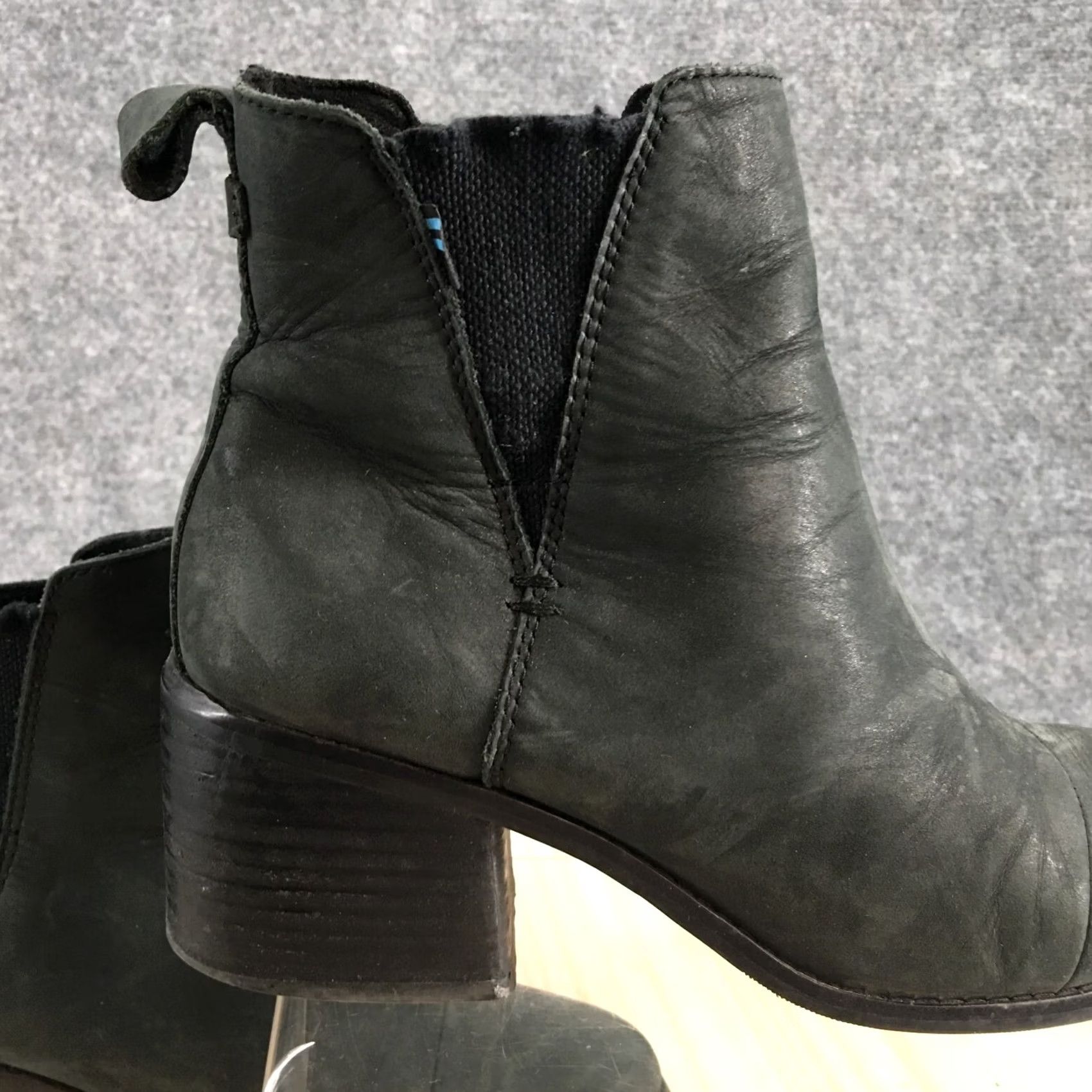Toms TOMS Esme Boots Womens 8.5 Black Leather Chelsea Ankle Bootie Comfort Cushioned Flat Heel Mid-Block Str Bootie - Casual Shoes Womens Size US 9 / IT 39 - 5 Thumbnail