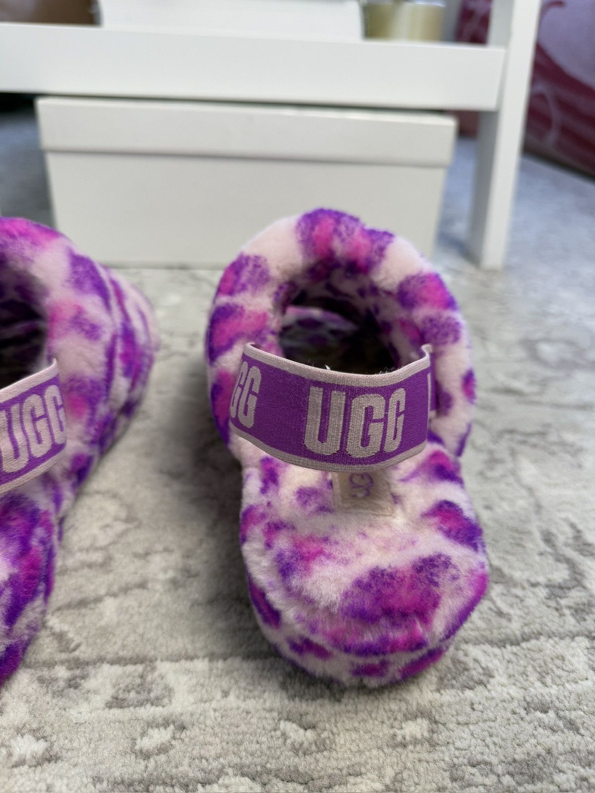 Designer × Ugg UGG pink leopard fluff yeah slippers slip ons designer y2k Size US 9 / IT 39 - 9 Thumbnail