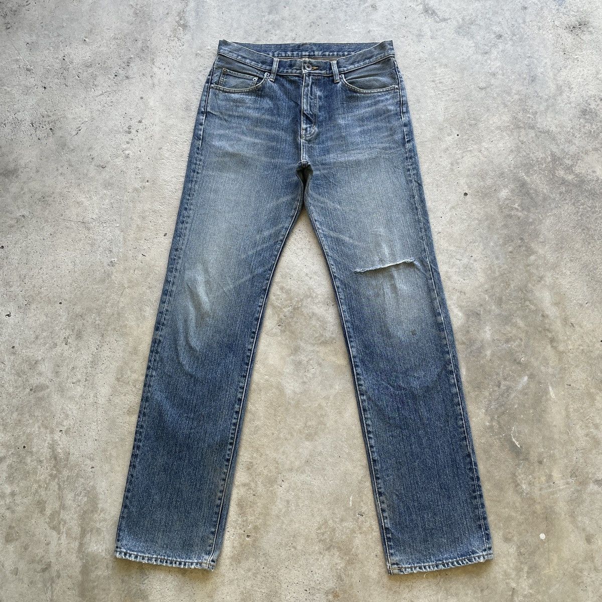 Japanese Brand Vintage Japanese Distressed Jeans Denim Faded Pants W32 Size US 32 / EU 48 - 1 Thumbnail