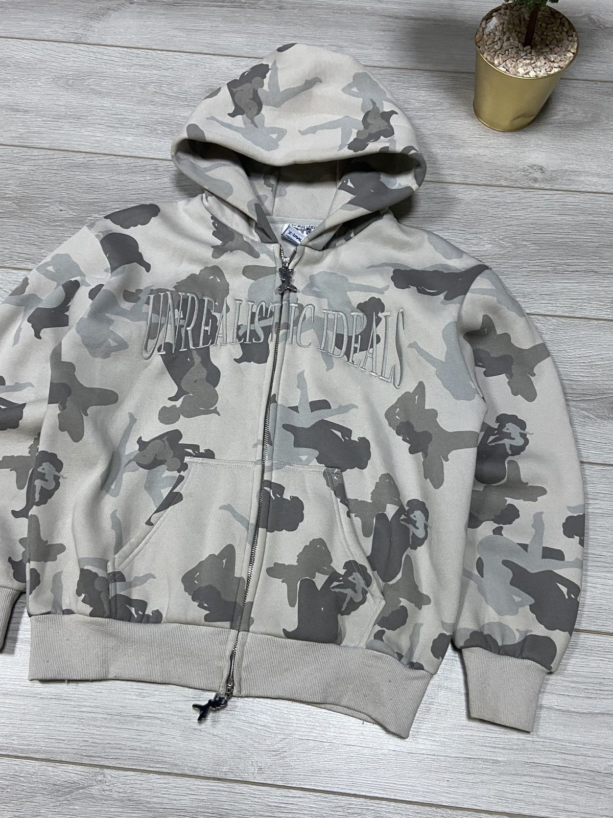 Other Unrealistic Ideals monogram girls zip hoodie Size US S / EU 44-46 / 1 - 3 Thumbnail