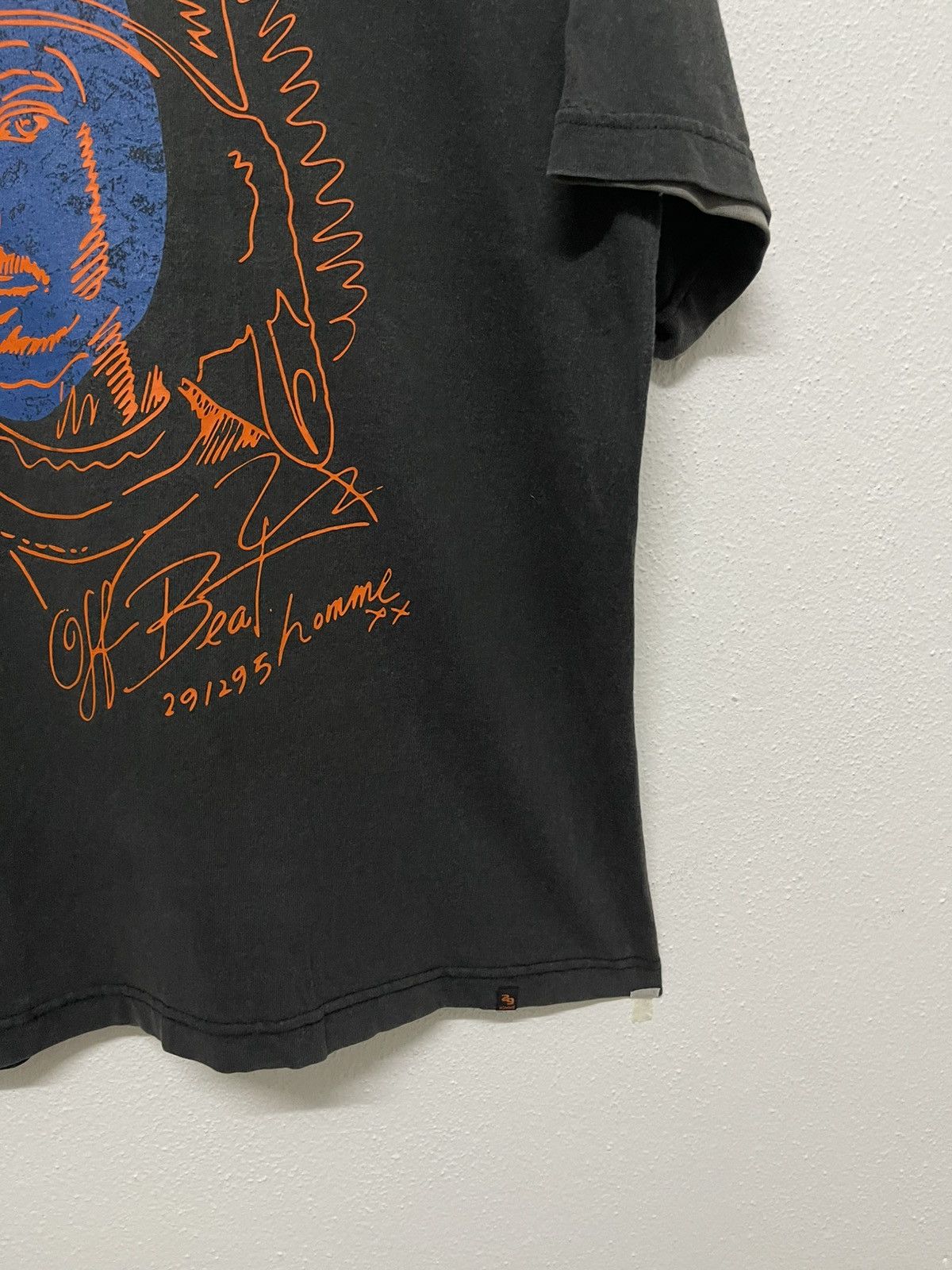Seditionaries VINTAGE 291295=HOMME OFF BEATS FADED TSHIRT RARE Size US M / EU 48-50 / 2 - 5 Thumbnail